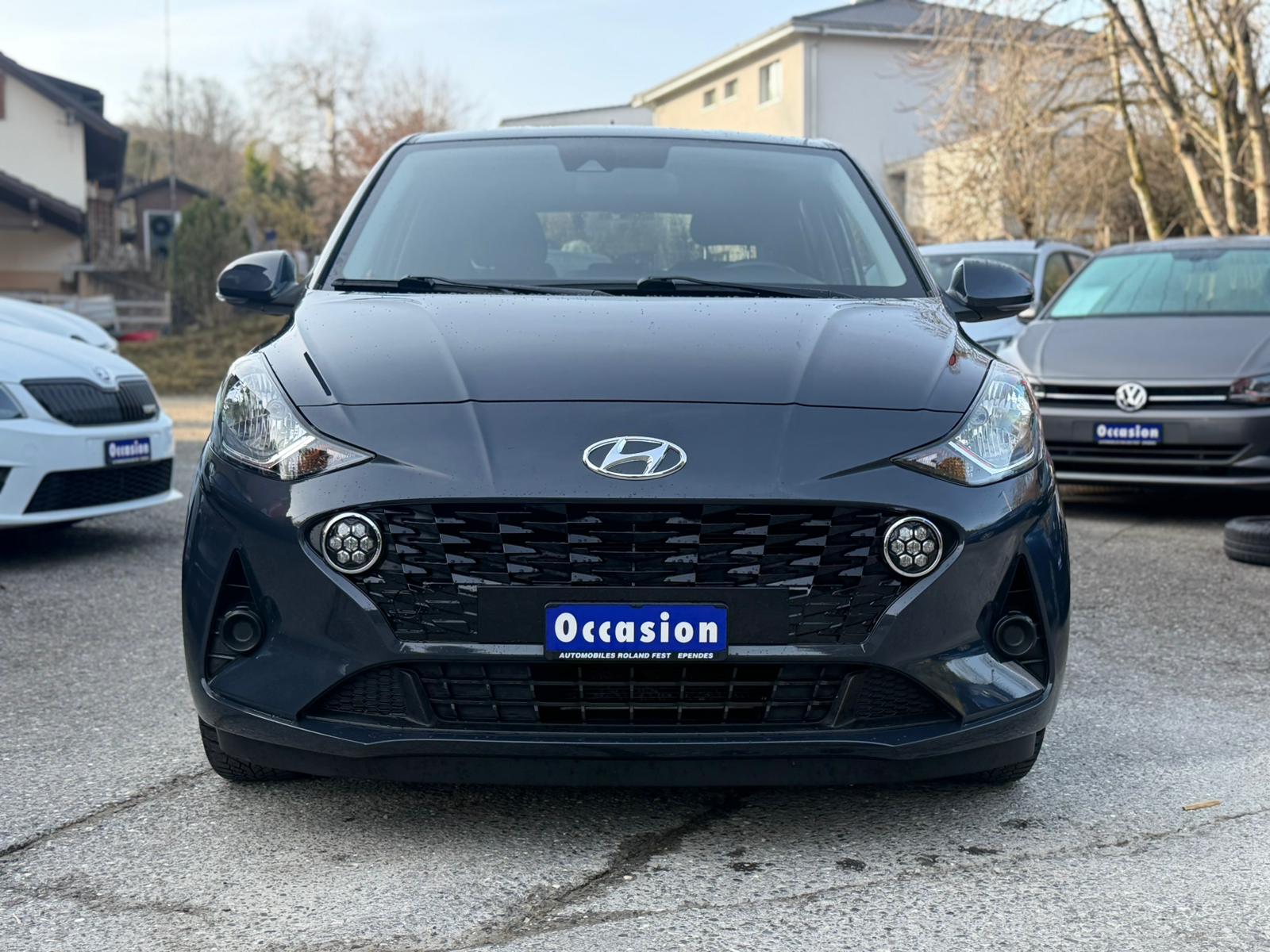 HYUNDAI i10 1.2 Amplia Automat-image-1