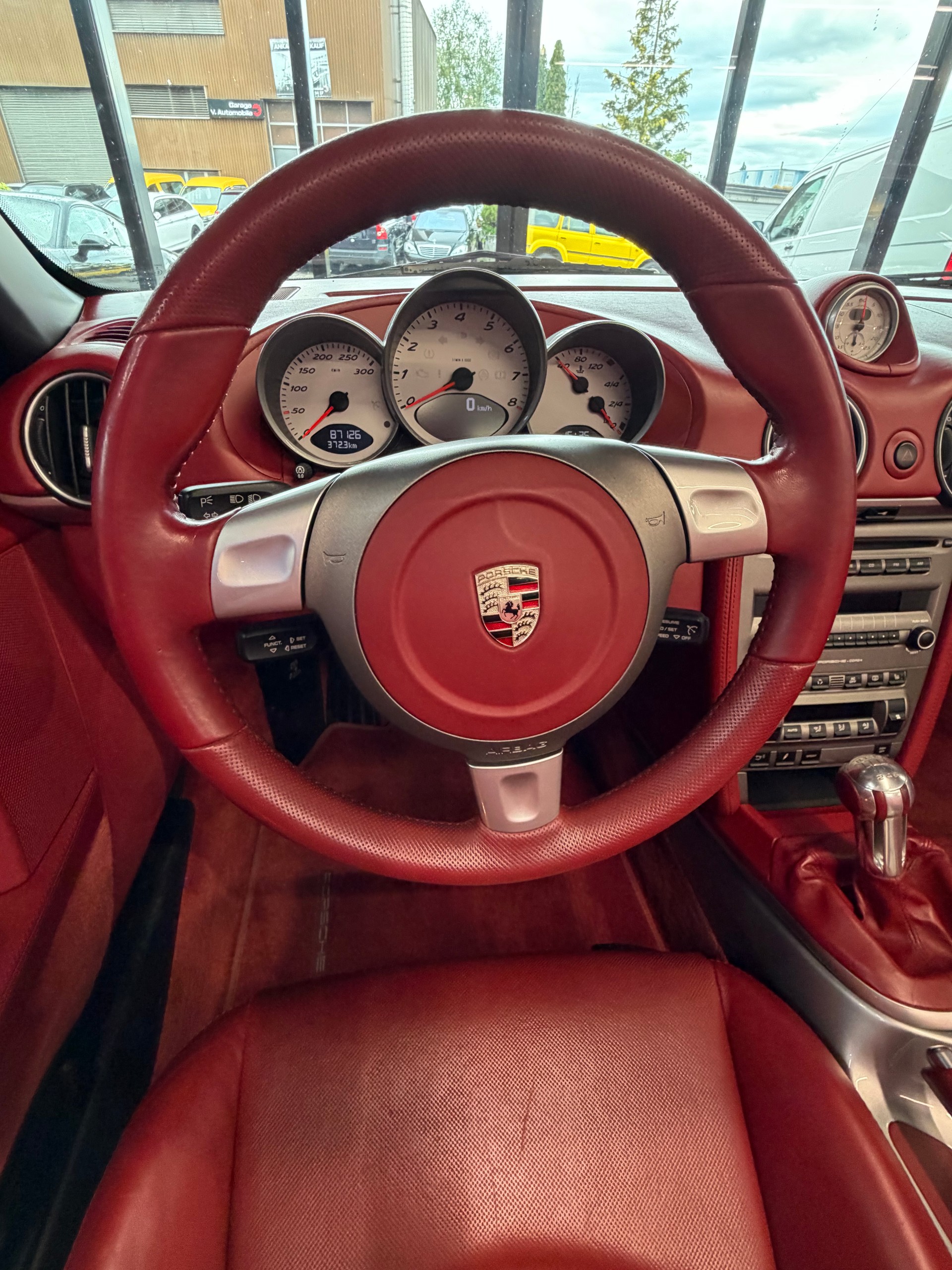 PORSCHE Boxster RS 60 Spyder-image-13