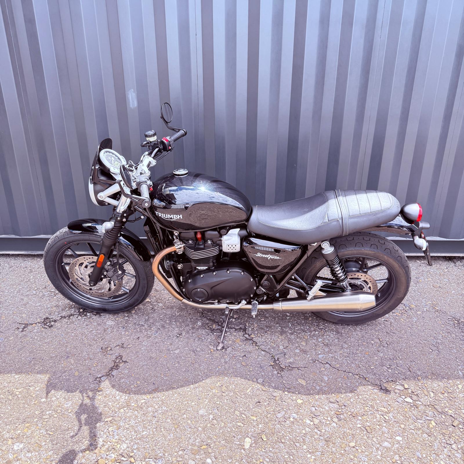TRIUMPH Street Twin 900 i-image-5