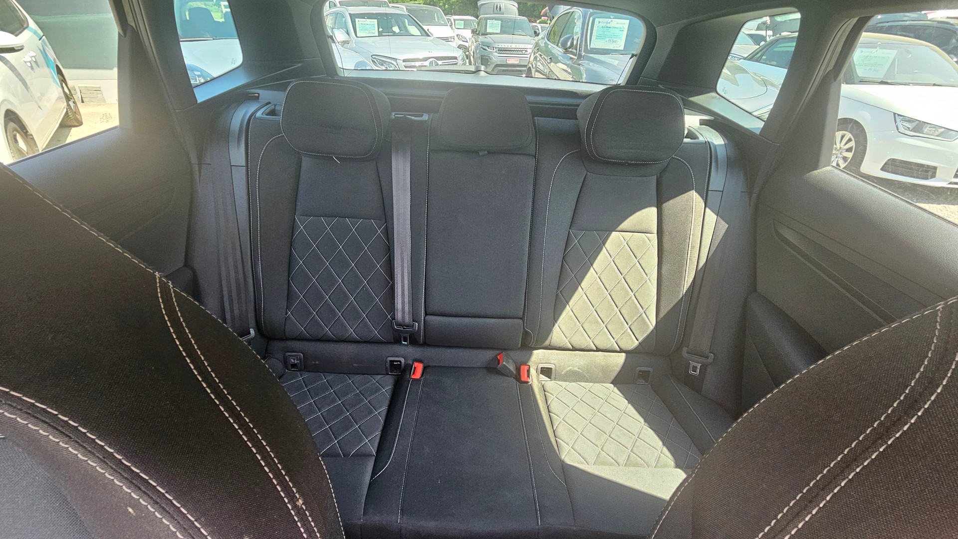 SKODA Karoq 2.0 TSI SportLine 4x4 DSG-image-8