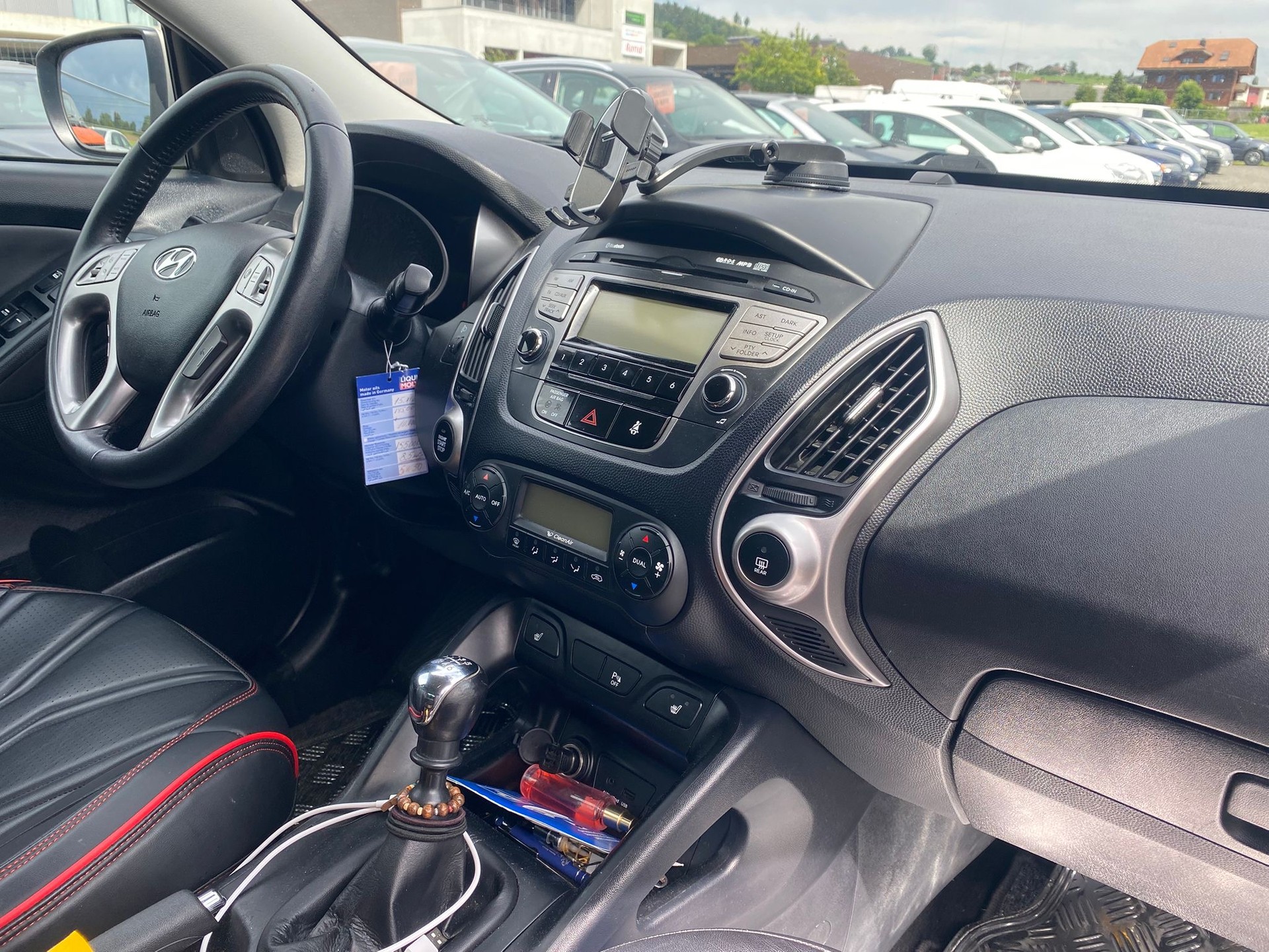 HYUNDAI iX 35 2.0 CRDi Premium 4WD-image-10