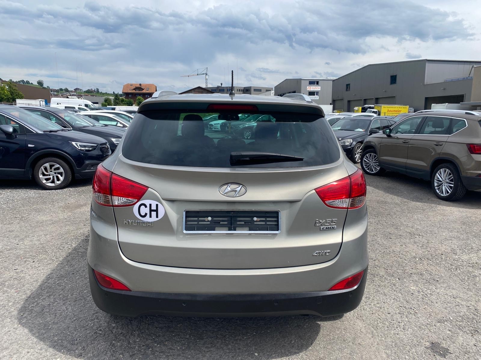 HYUNDAI iX 35 2.0 CRDi Premium 4WD-image-5