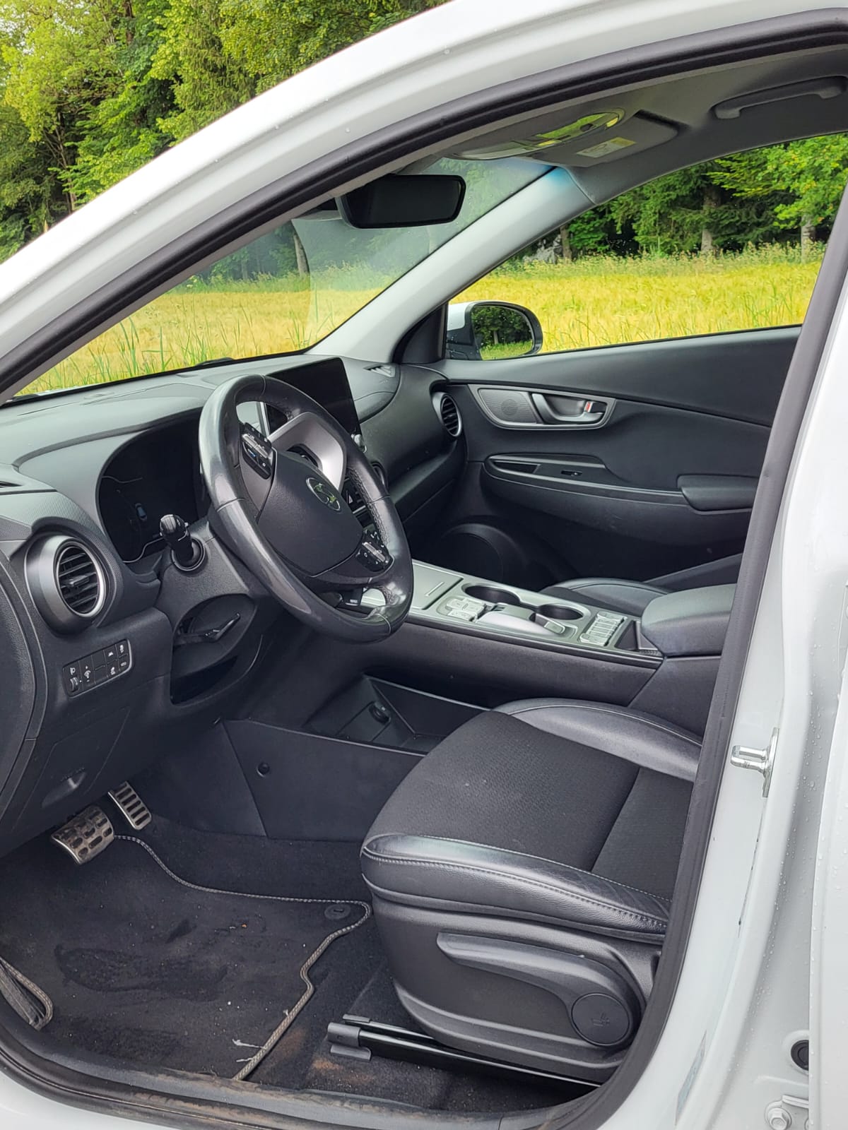HYUNDAI Kona EV Origo-showroom-element-2