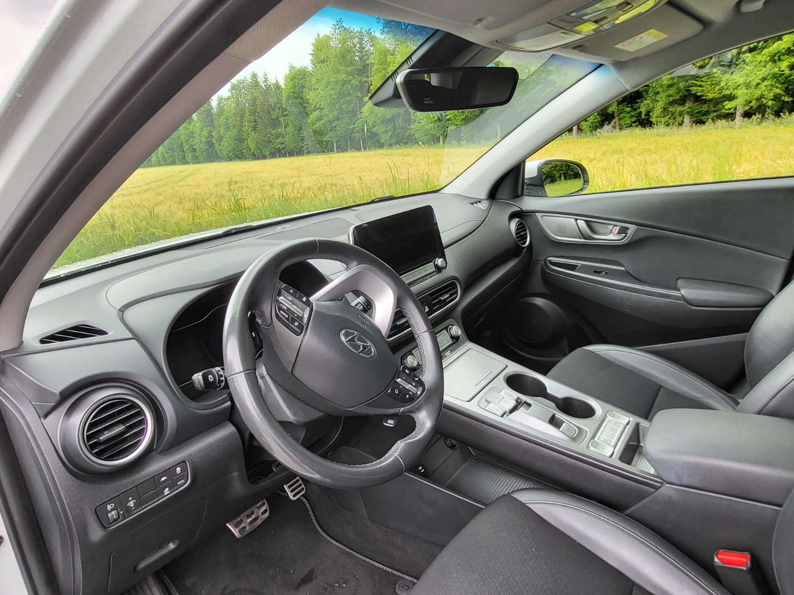 HYUNDAI Kona EV Origo-showroom-element-3