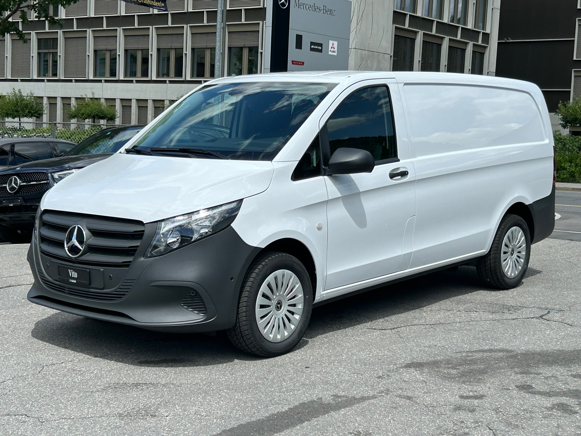 MERCEDES-BENZ Vito 114 CDI KA Lang Worker 4Matic-image-2