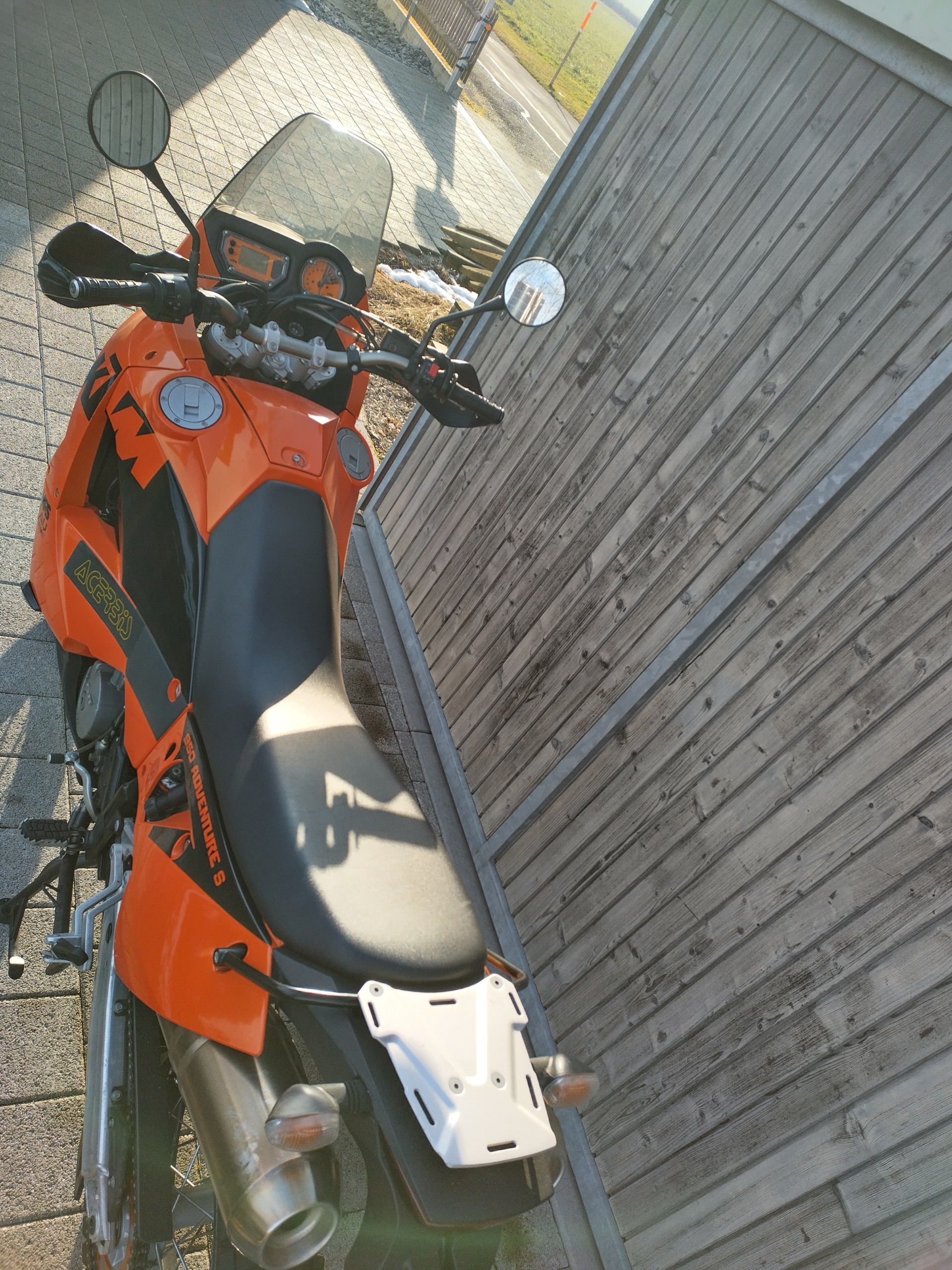 KTM 950 Adventure S LC8 V2-image-4