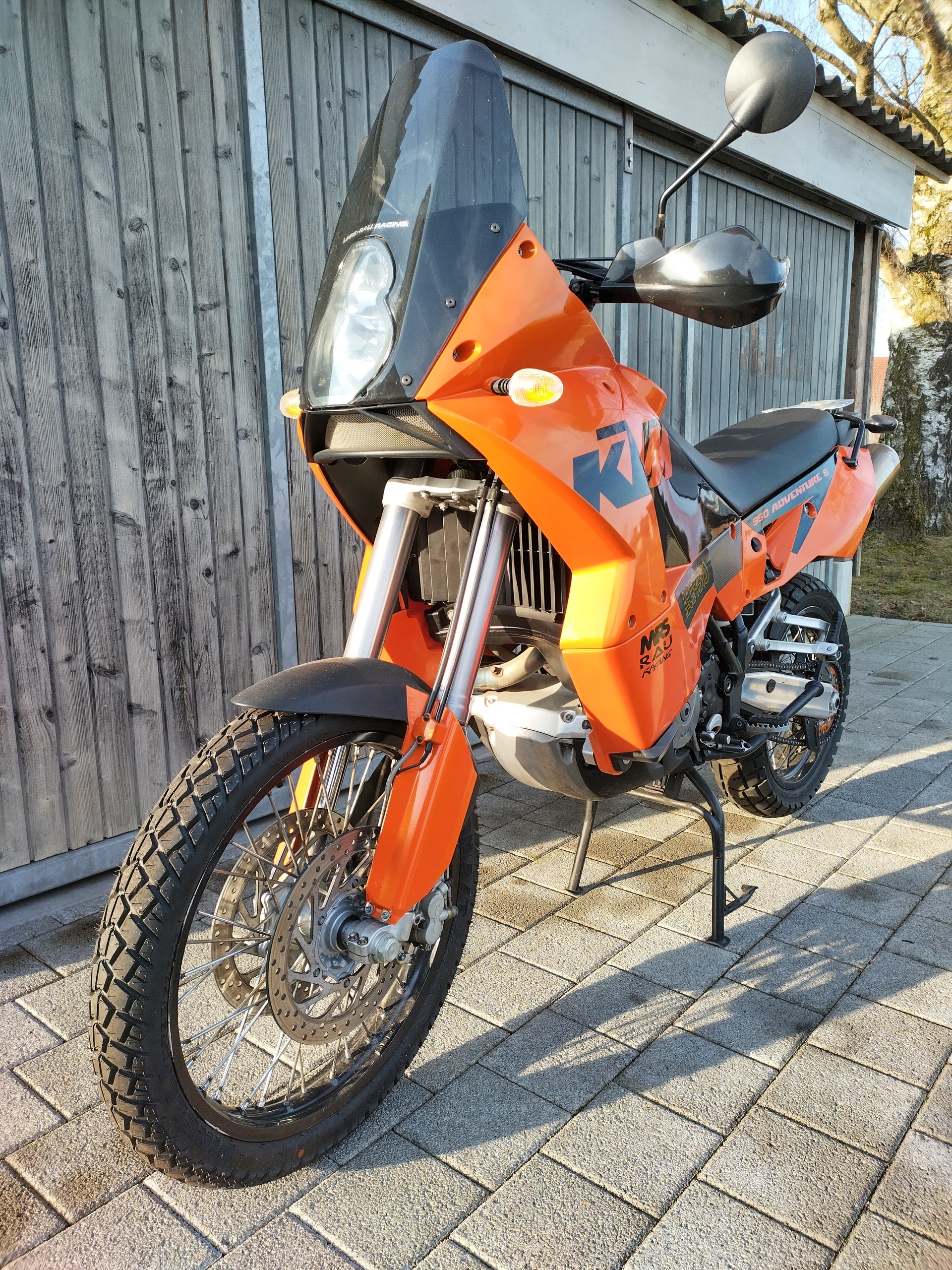KTM 950 Adventure S LC8 V2