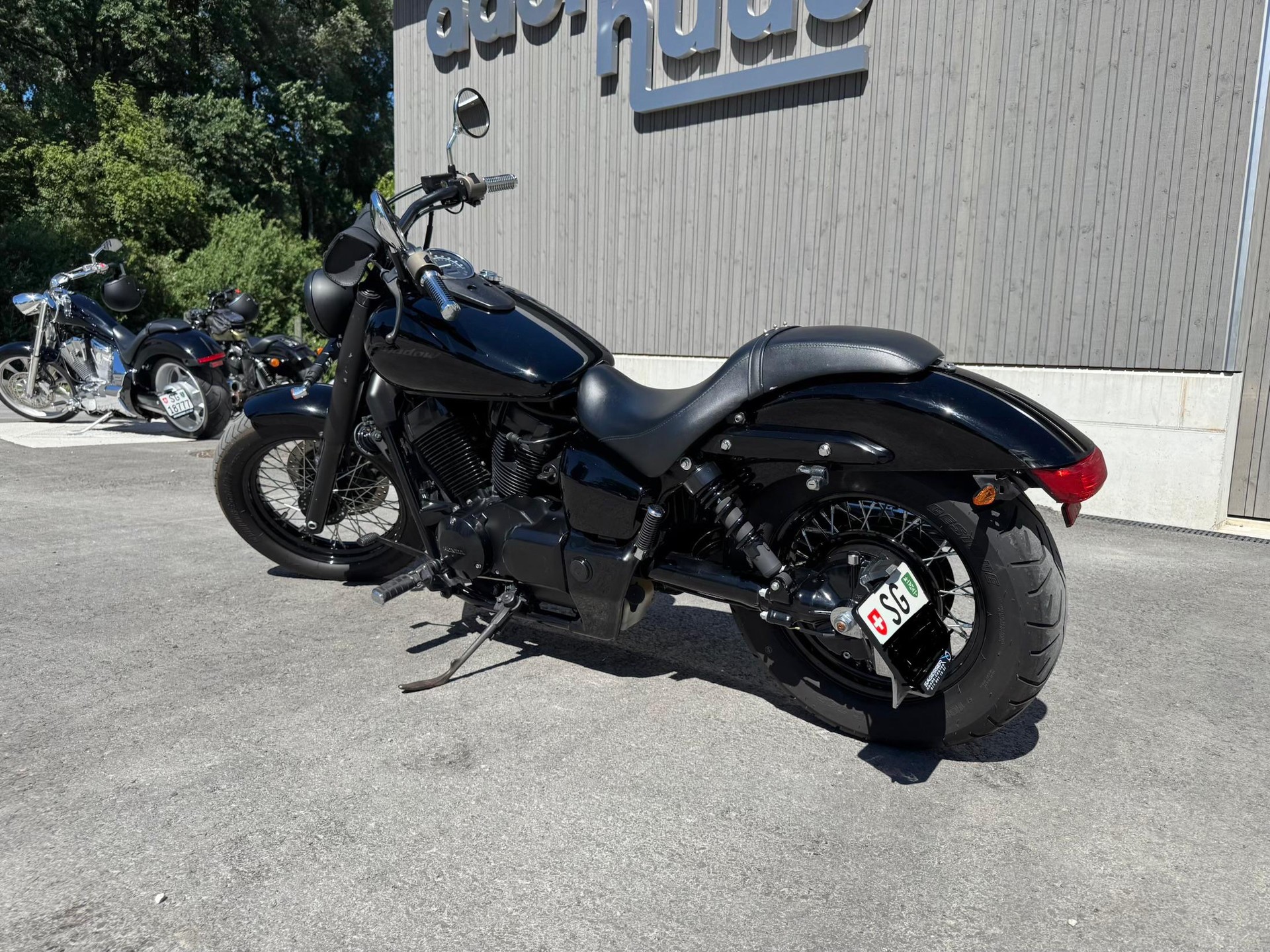 HONDA VT 750 C2B Shadow Black Spirit-image-2