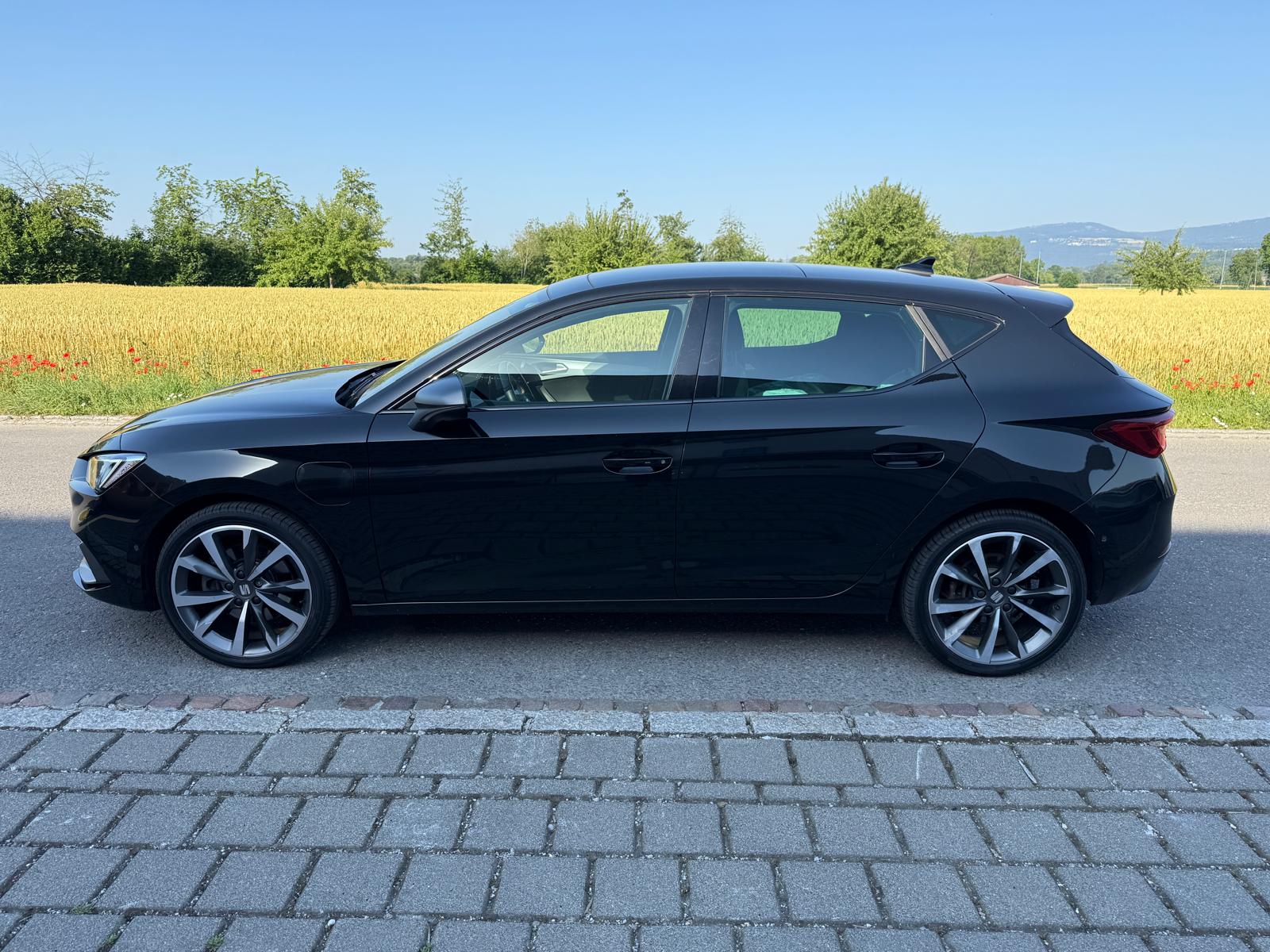 SEAT Leon 1.4 eHybrid pHEV DSG FR-image-6