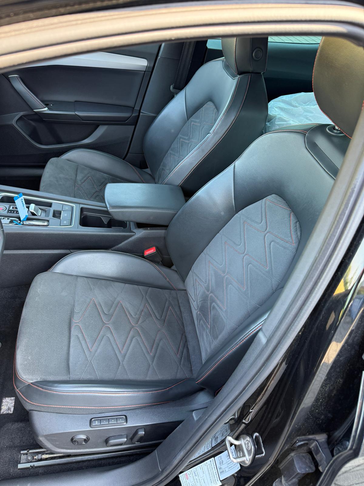 SEAT Leon 1.4 eHybrid pHEV DSG FR-image-10