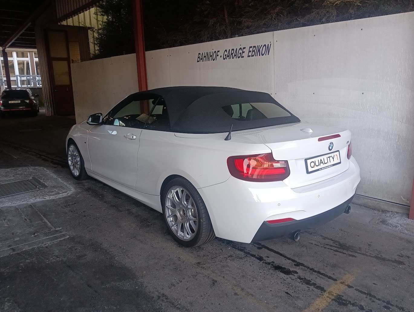 BMW M235i-image-2