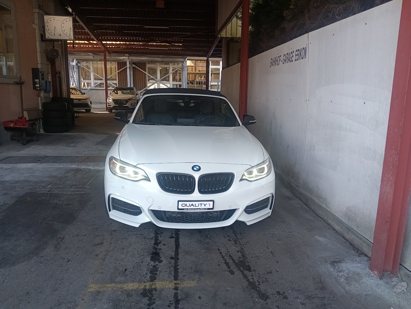 BMW M235i-image-1