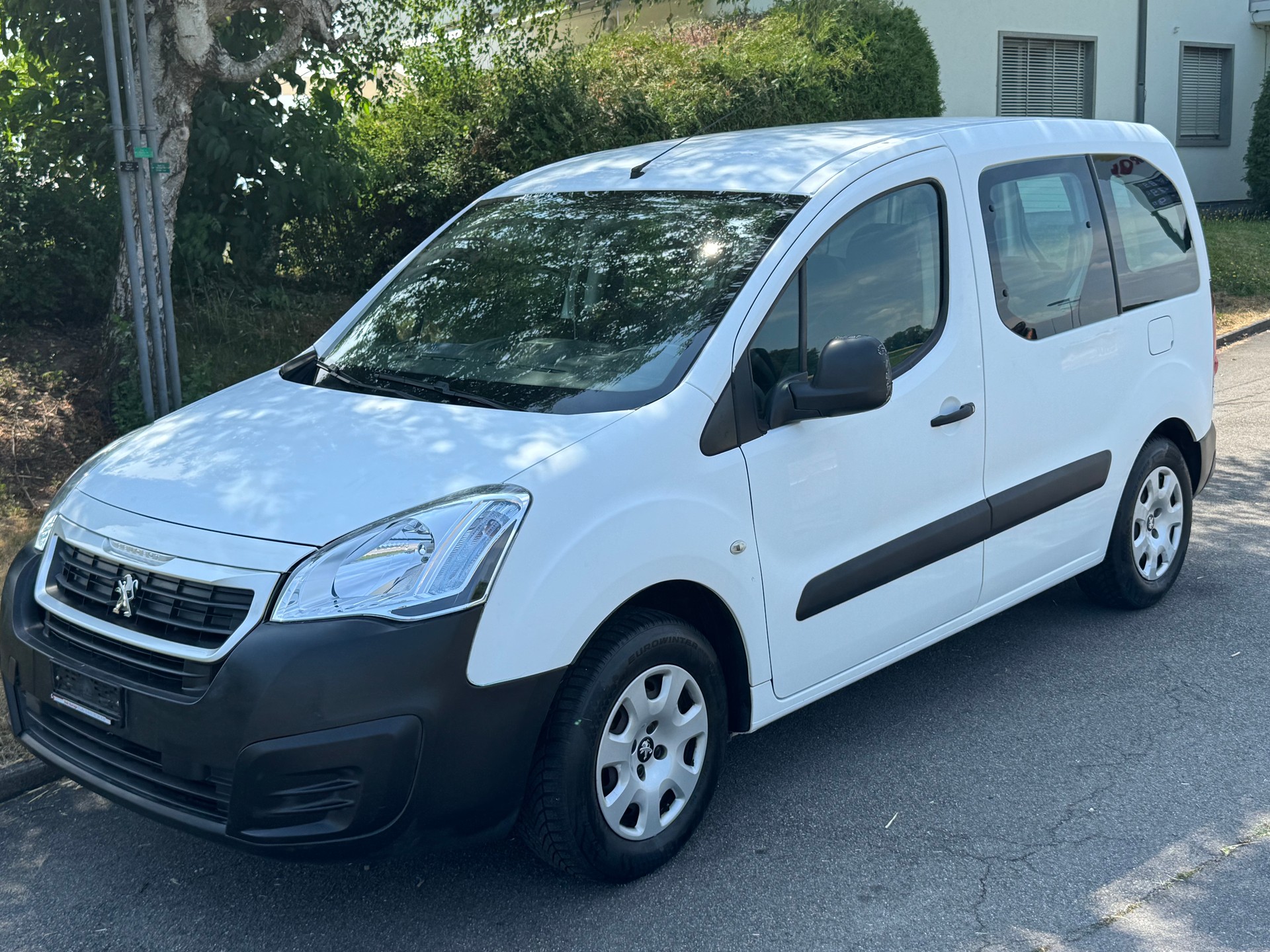PEUGEOT Partner 1.6 VTi Access