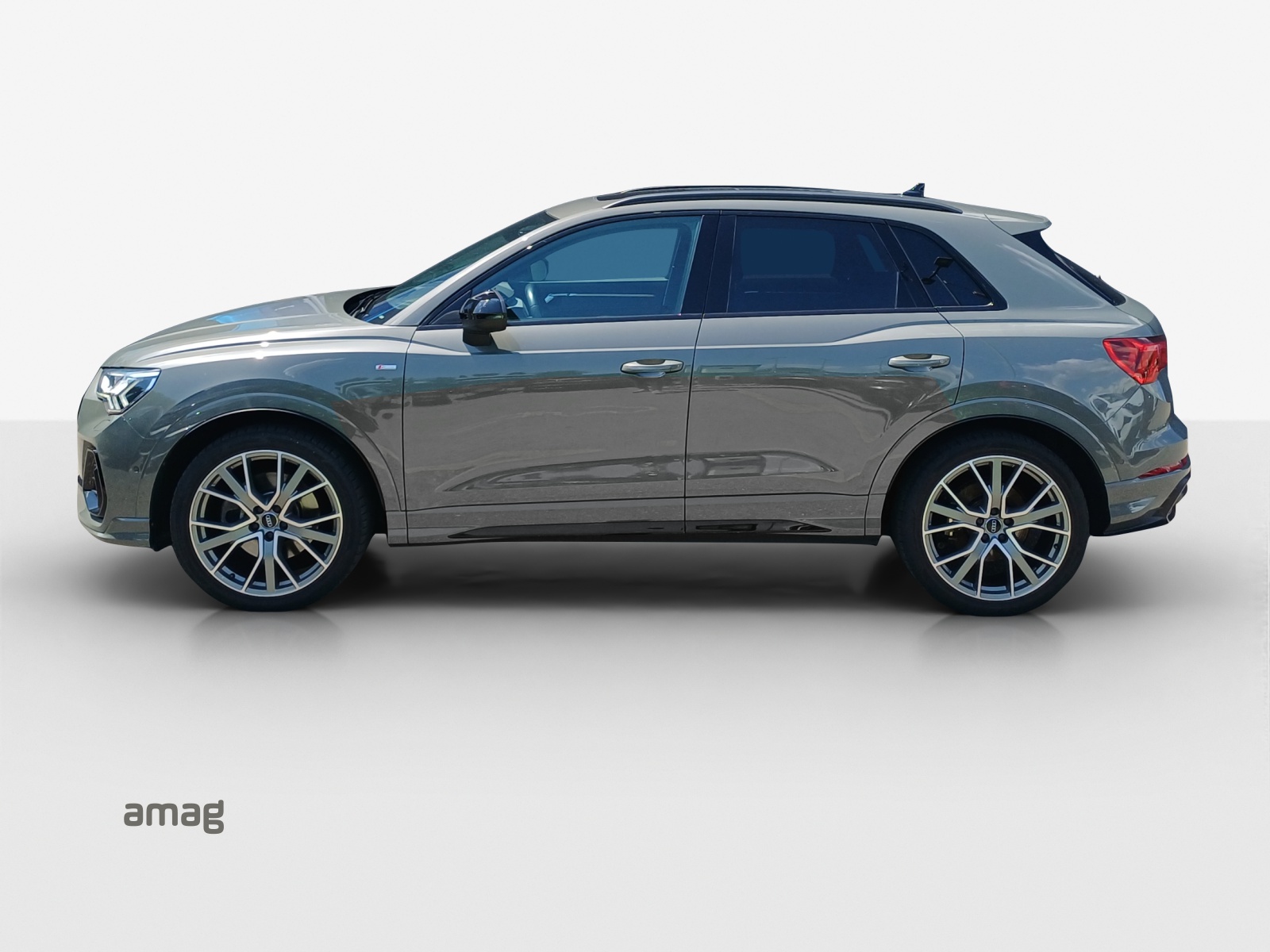 AUDI Q3 40 TFSI S line quattro S-tronic-showroom-element-1