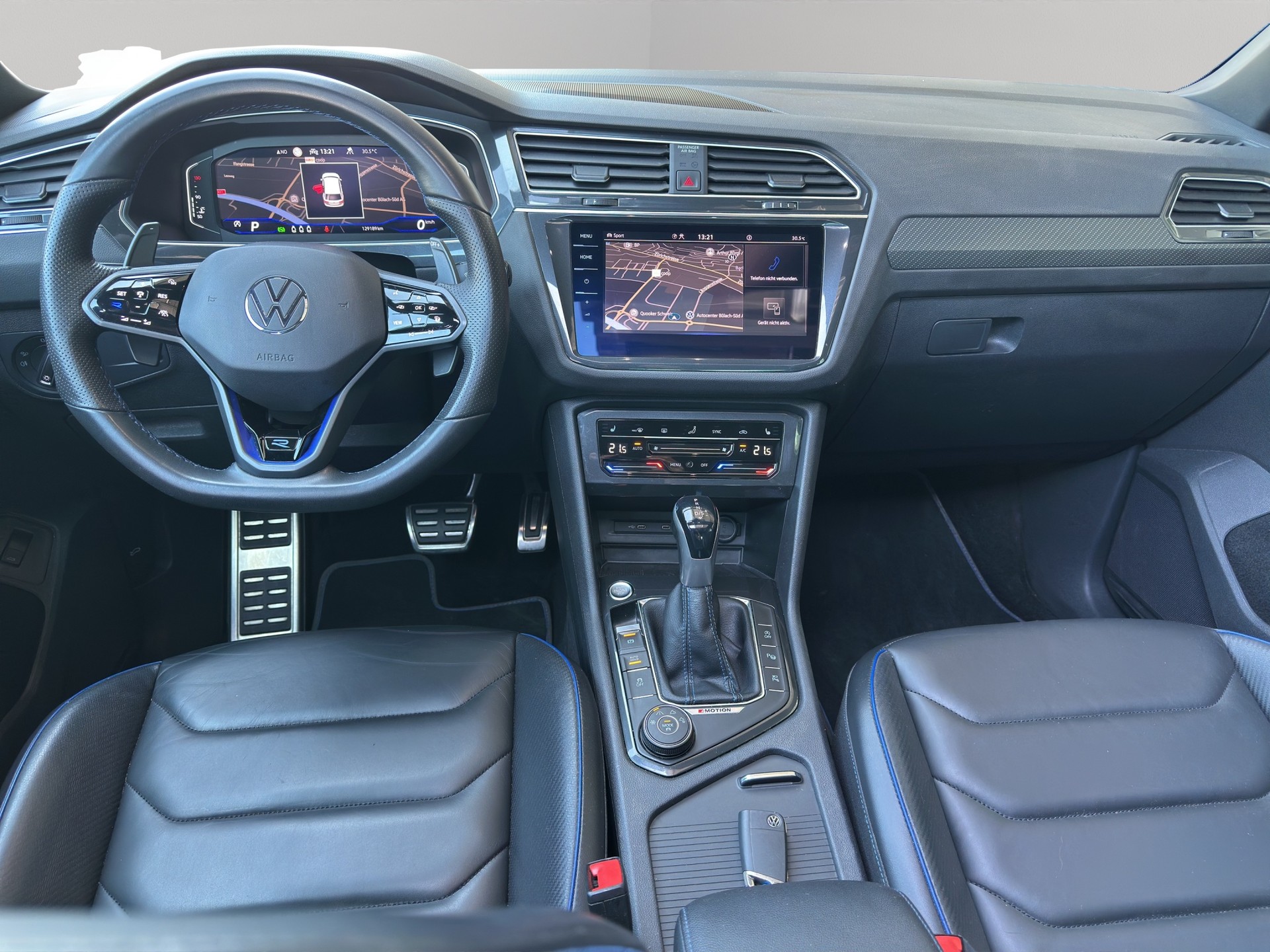 VW Tiguan 2.0TSI R 4Motion DSG-image-11