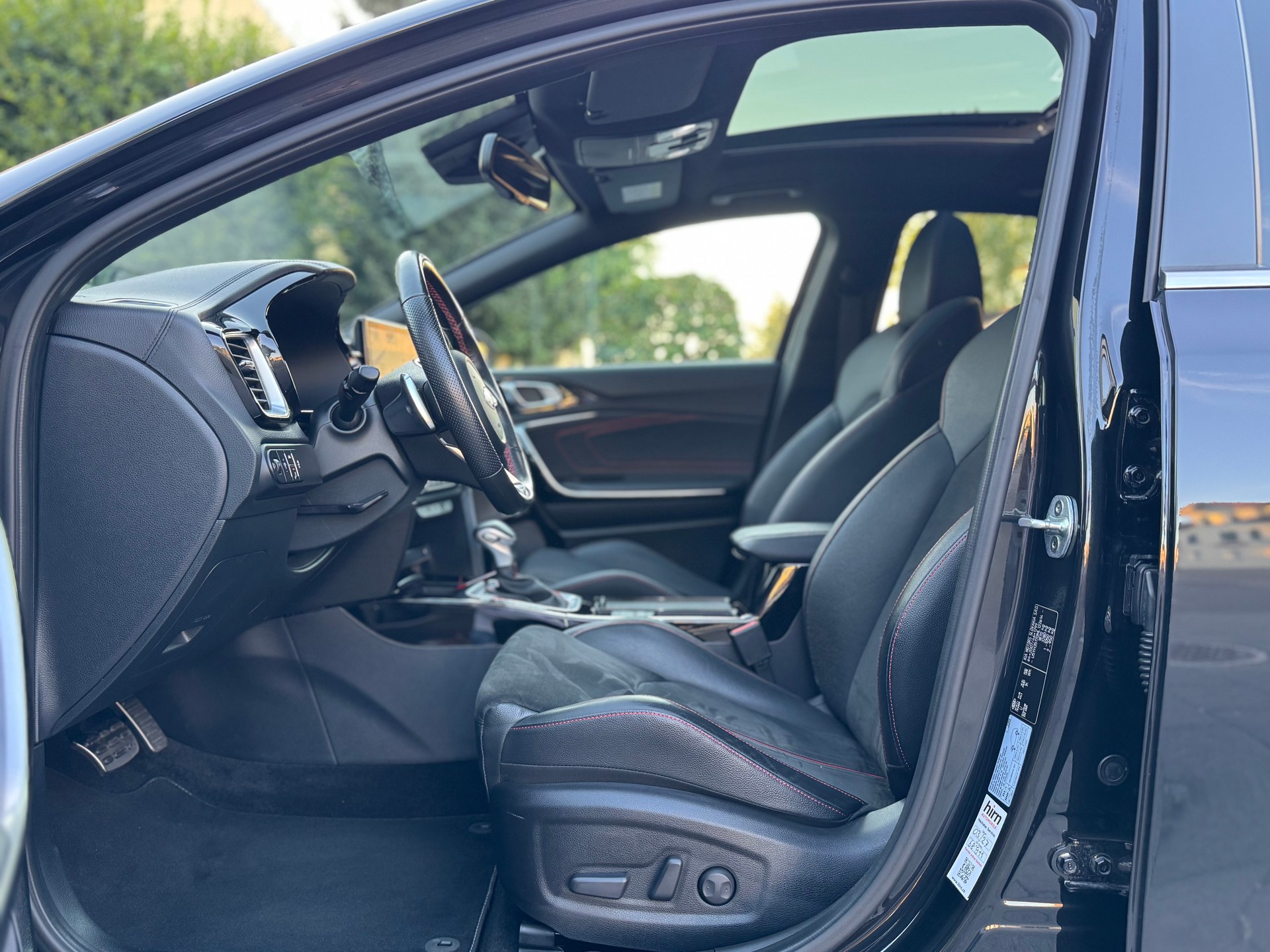 KIA Ceed 1.6 T-GDi GT DCT-image-12