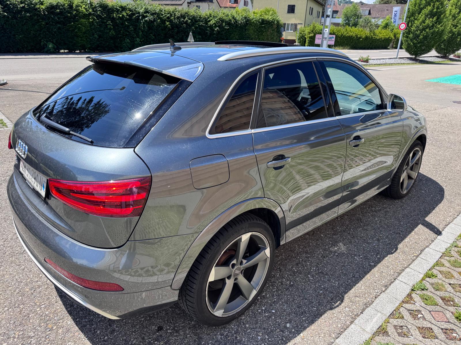 AUDI RS Q3 2.5 TFSI quattro S-tronic-image-6