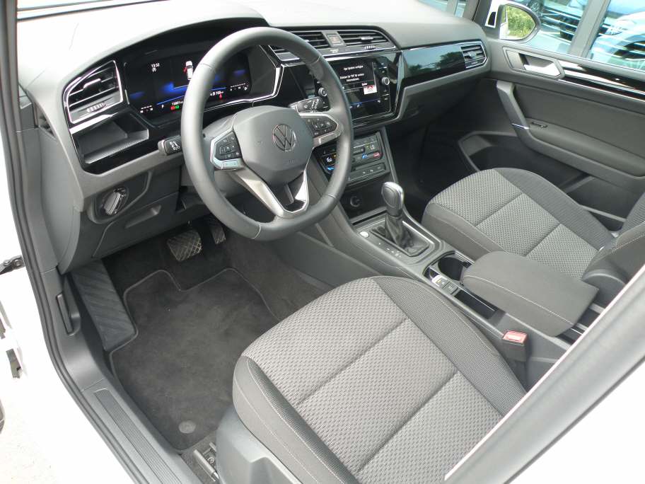 VW Touran 1.5 TSI Comfortline DSG-showroom-element-3