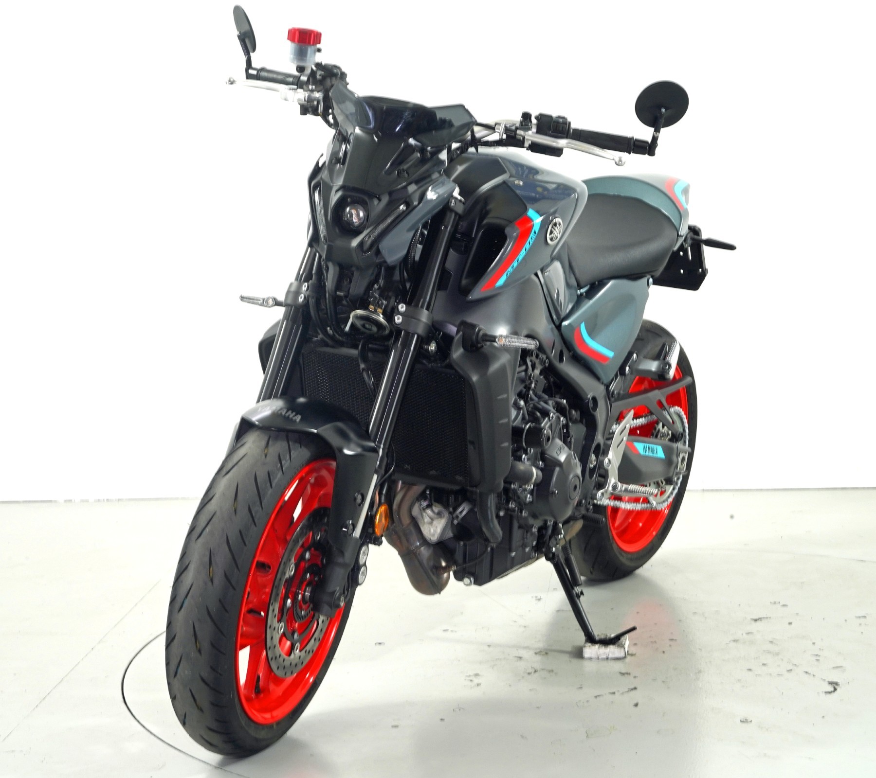 YAMAHA MT-09-image-2