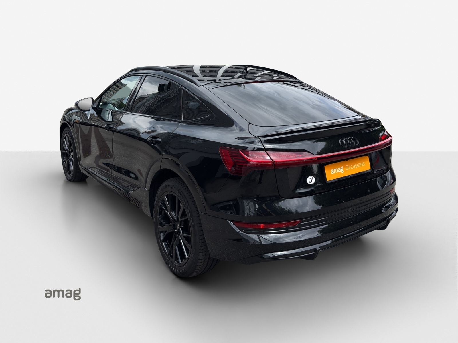 AUDI e-tron 55 Sportback S Line Black Edition quattro-showroom-element-2