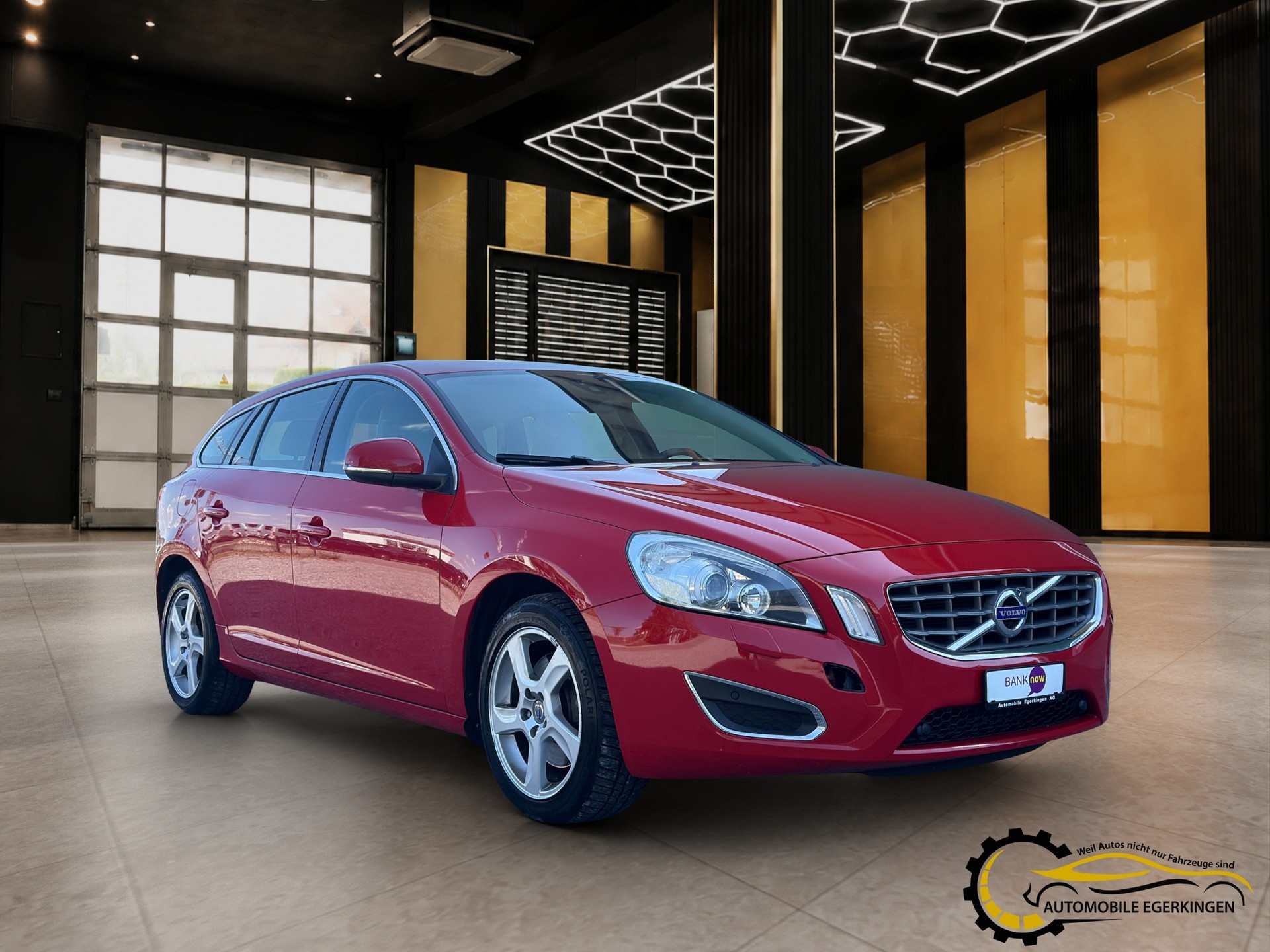 VOLVO V60 2.4 D5 Summum-showroom-element-2