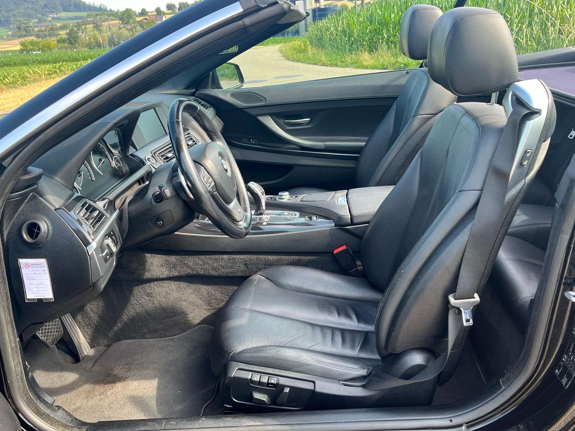 BMW 640i Cabrio-image-13