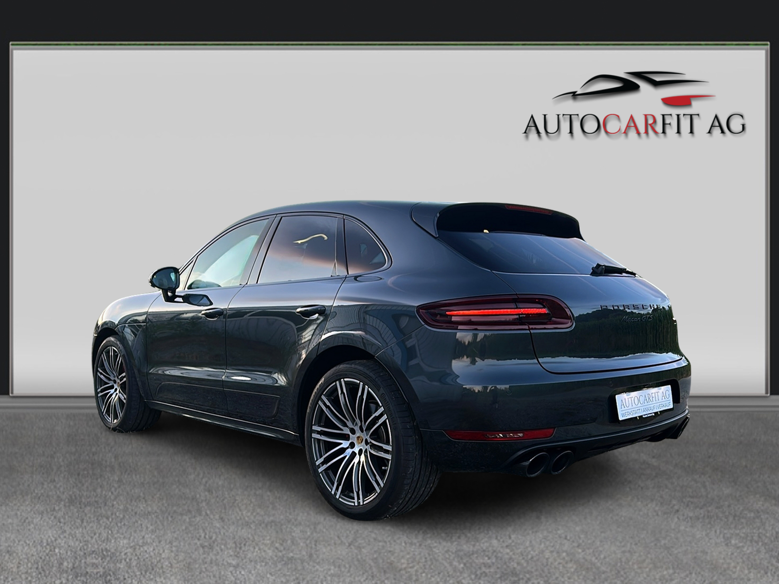 PORSCHE Macan GTS PDK-showroom-element-3