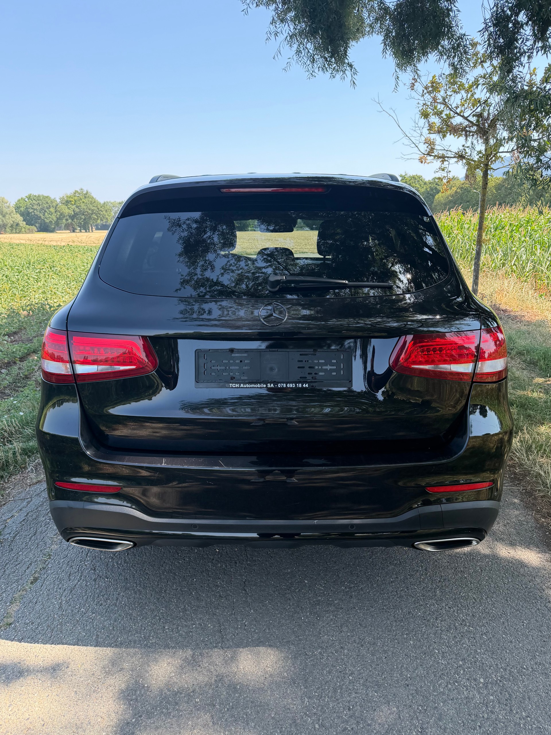 MERCEDES-BENZ GLC 250 AMG Line 4Matic 9G-Tronic-image-4