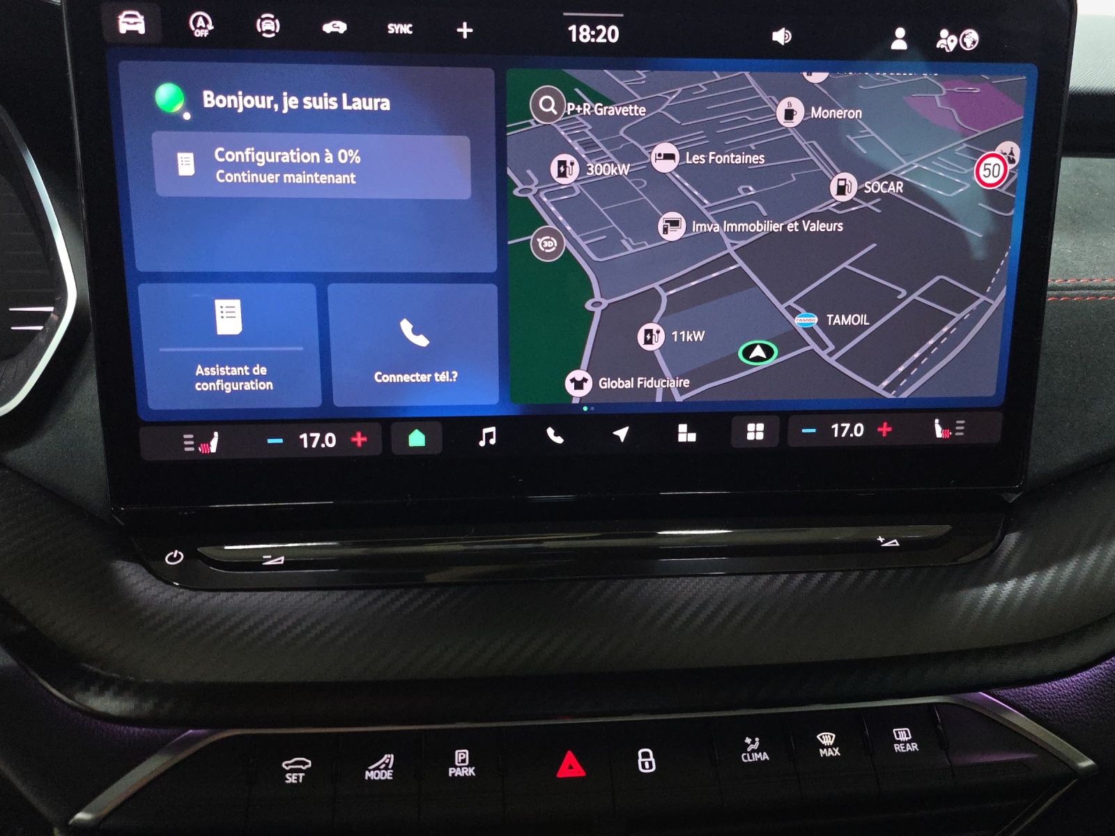 SKODA Octavia Combi 2.0 TSI DSG RS 30 Years Edition-image-10