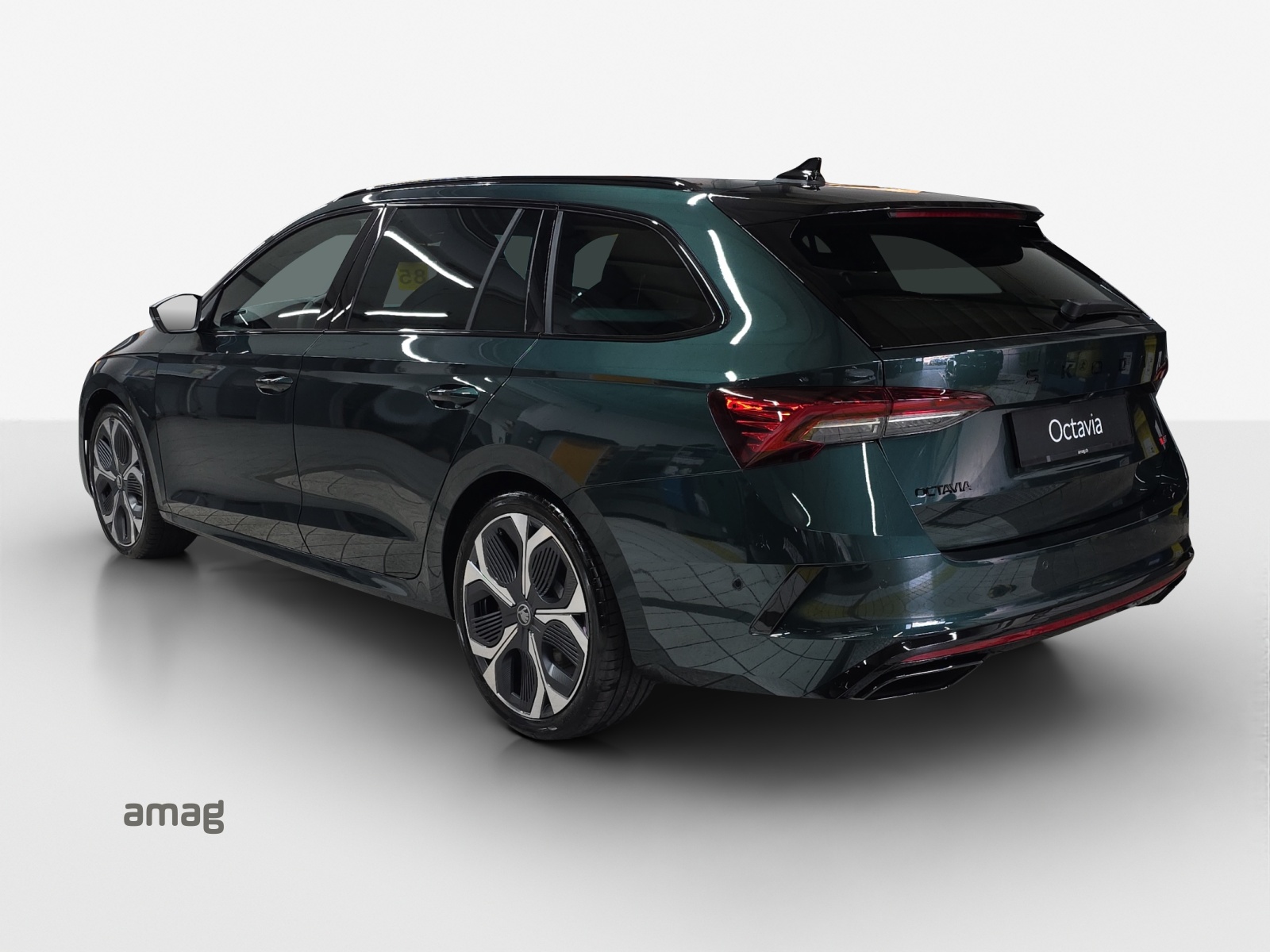 SKODA Octavia Combi 2.0 TSI DSG RS 30 Years Edition-showroom-element-2