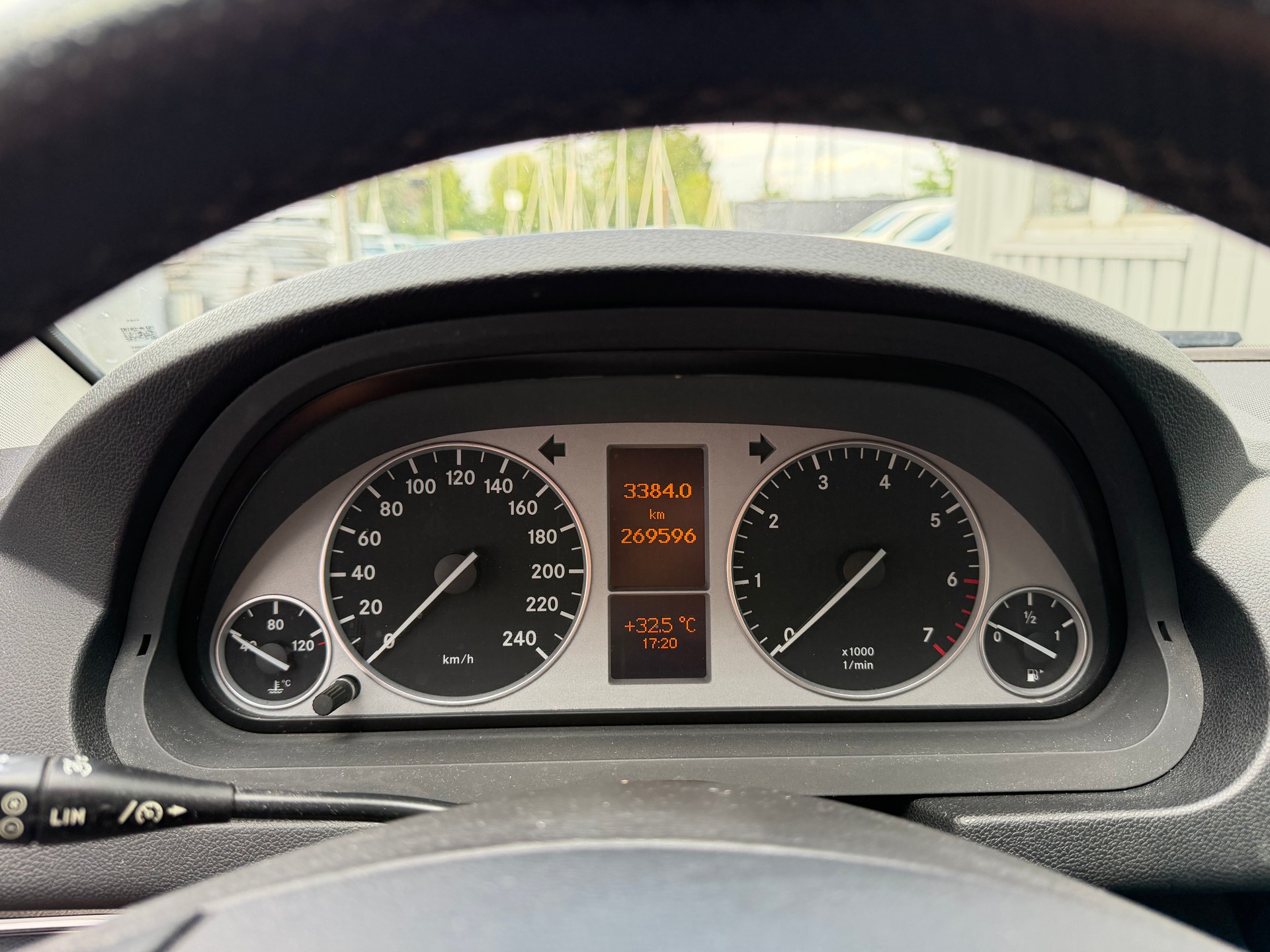 MERCEDES-BENZ B 180 BlueEfficiency My Star-image-14