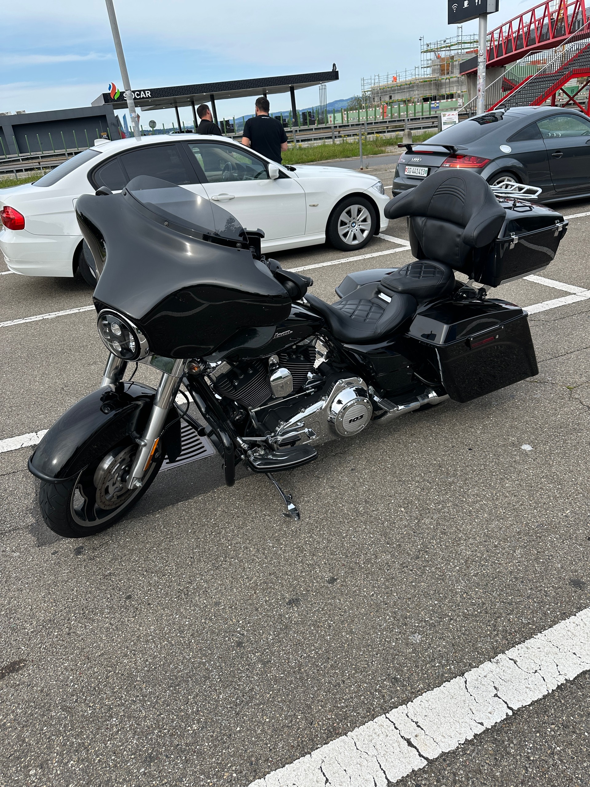 HARLEY-DAVIDSON FLHX Street Glide ABS-image-2
