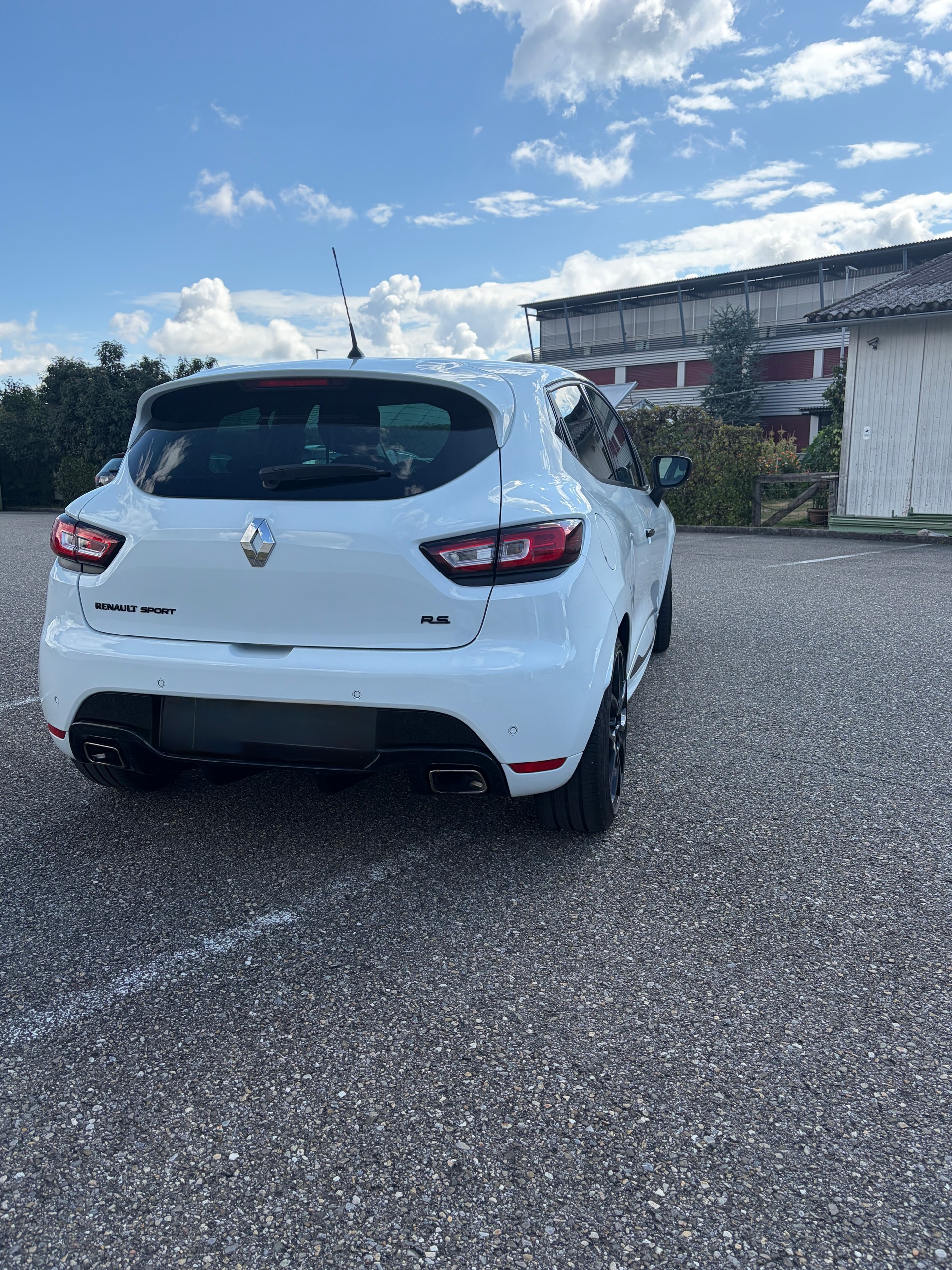 RENAULT Renault Clio RS 200EDC-image-2