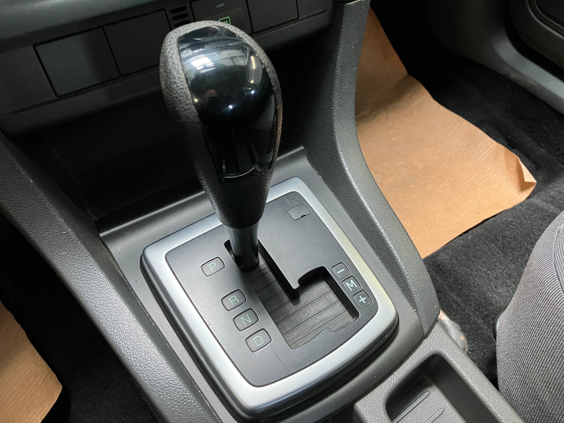 FORD Focus 1.6i Carving Automatic-image-11