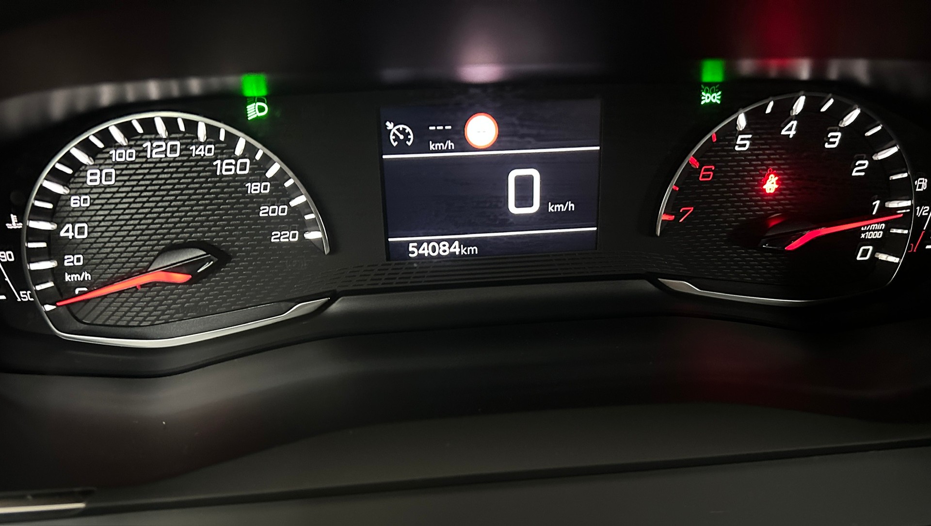 PEUGEOT 208 1.2 PureTech Active -CH Fahrzeug aus erster Hand mit seriöser Hystorie--image-9