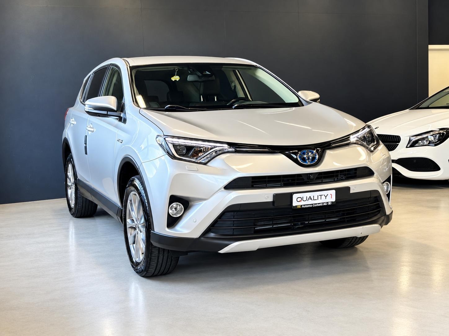 TOYOTA RAV-4 2.5 HSD Trend e-CVT