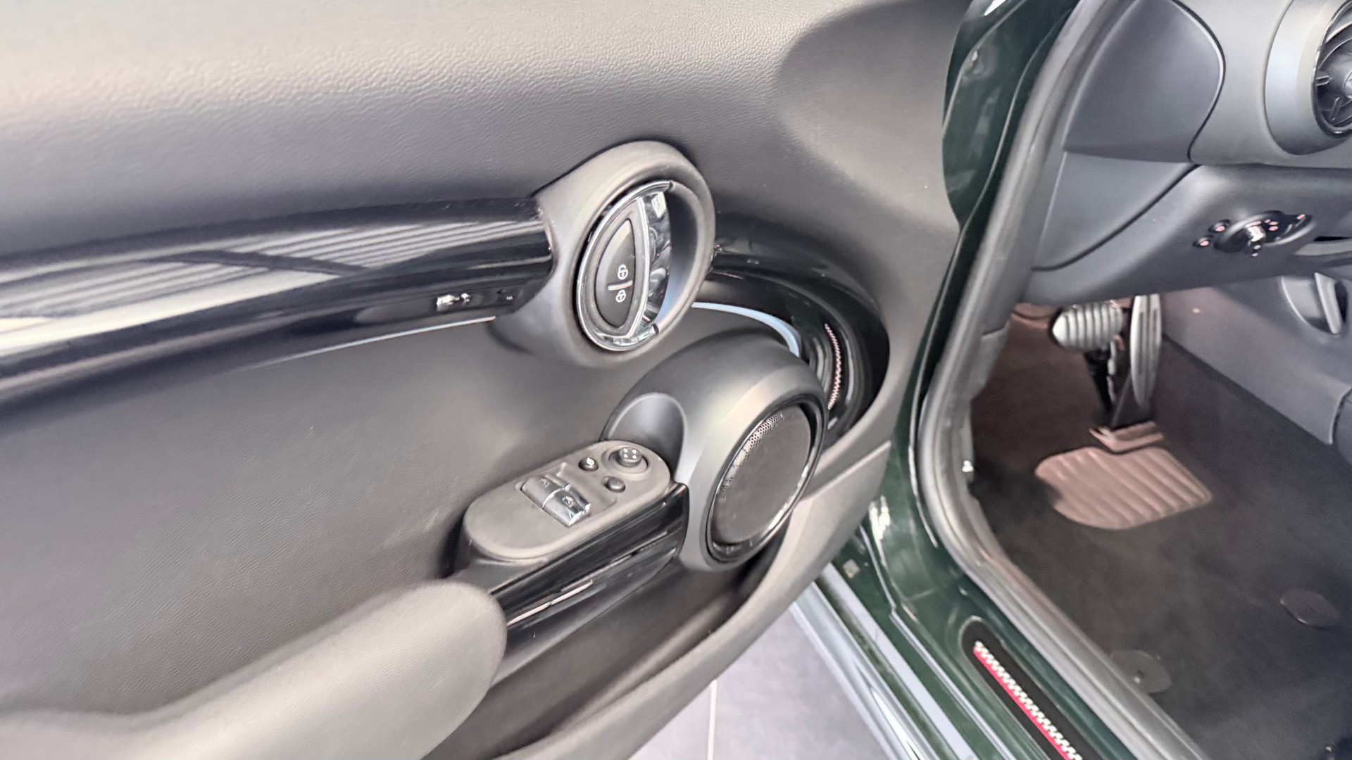 MINI Mini F56 2.0i John Cooper Works SAG-image-9