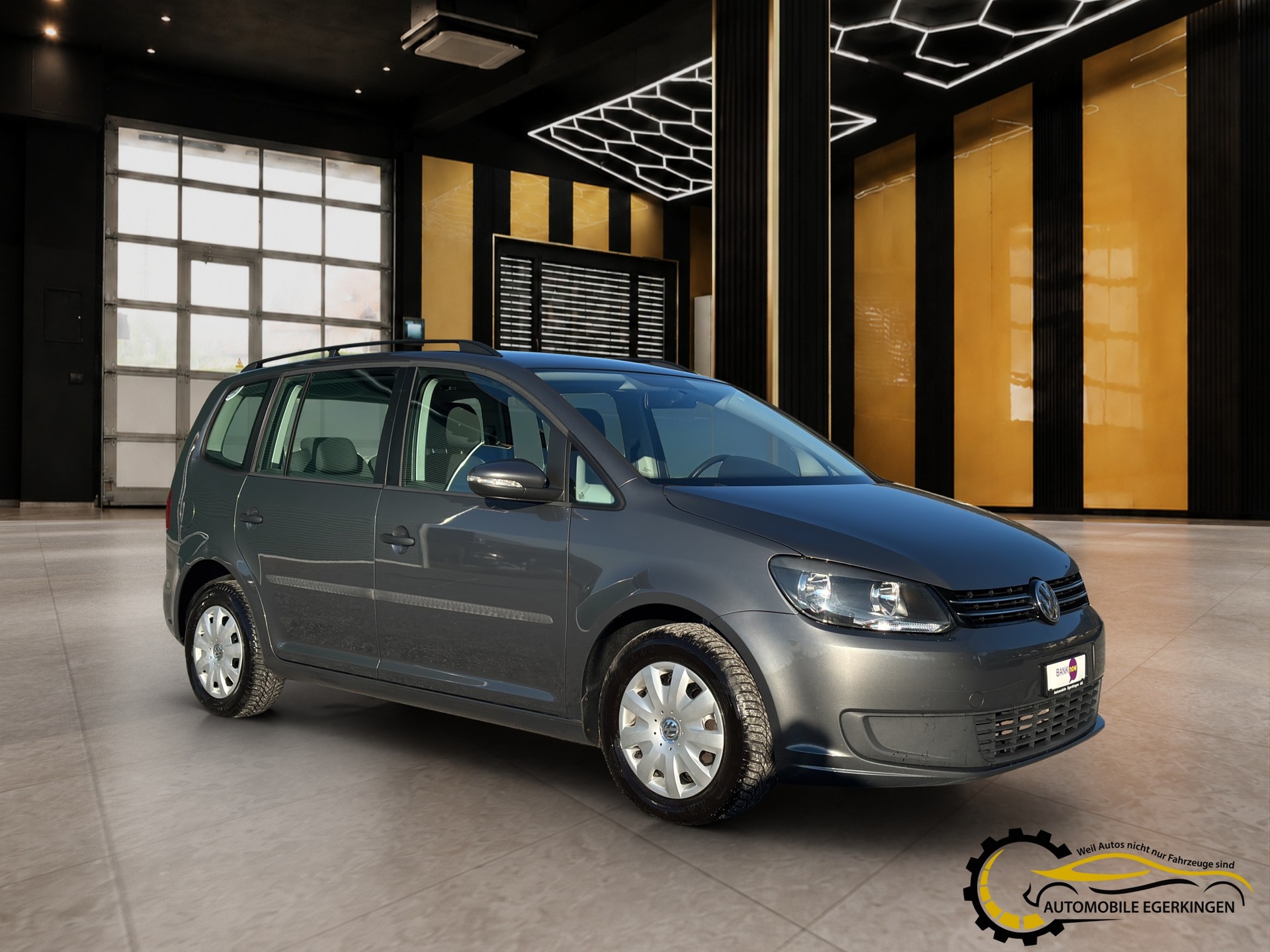 VW Touran 1.6 TDI Trendline-showroom-element-2