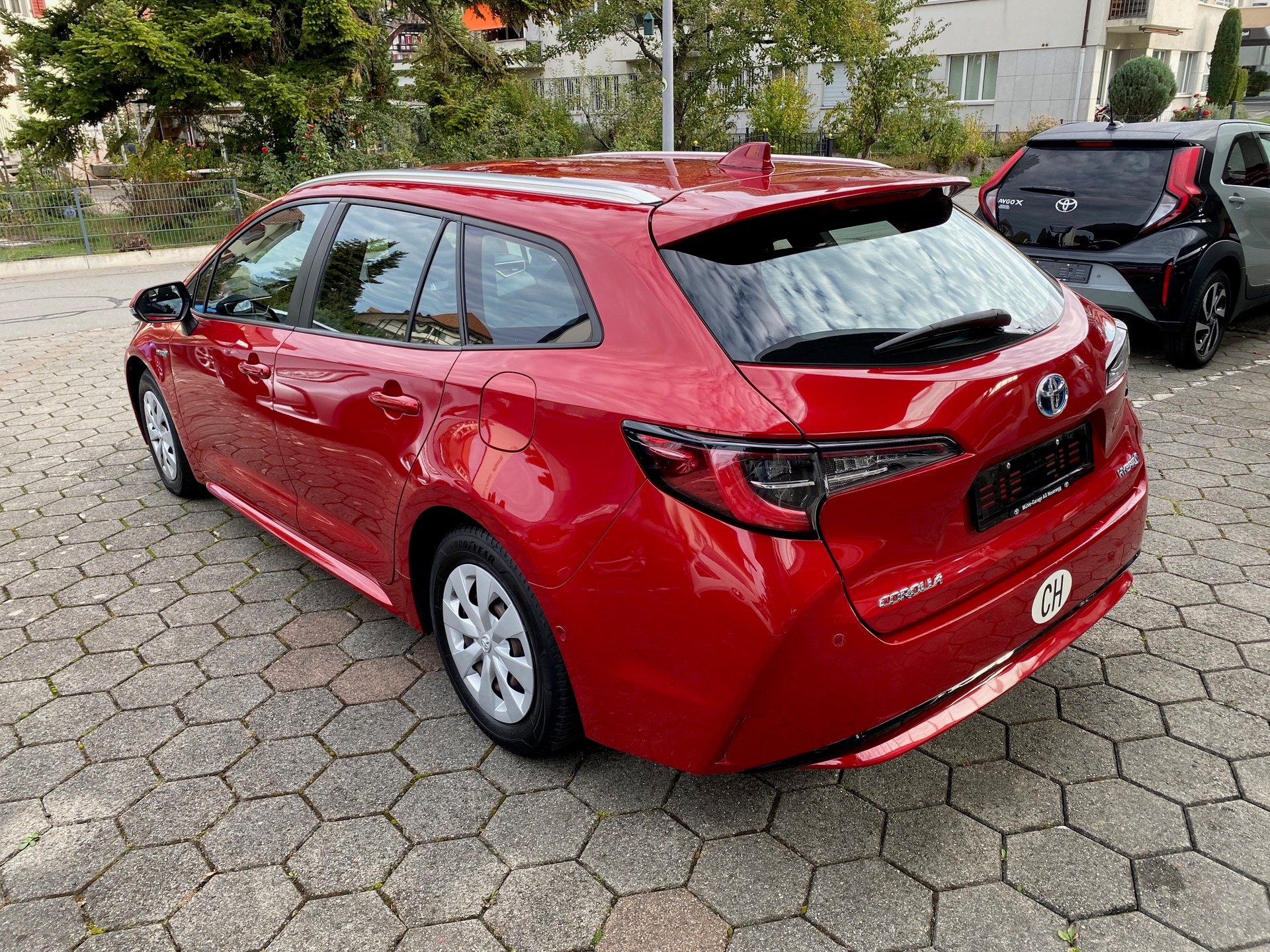 TOYOTA Corolla Touring Sports 1.8 HSD Comfort e-CVT-showroom-element-2