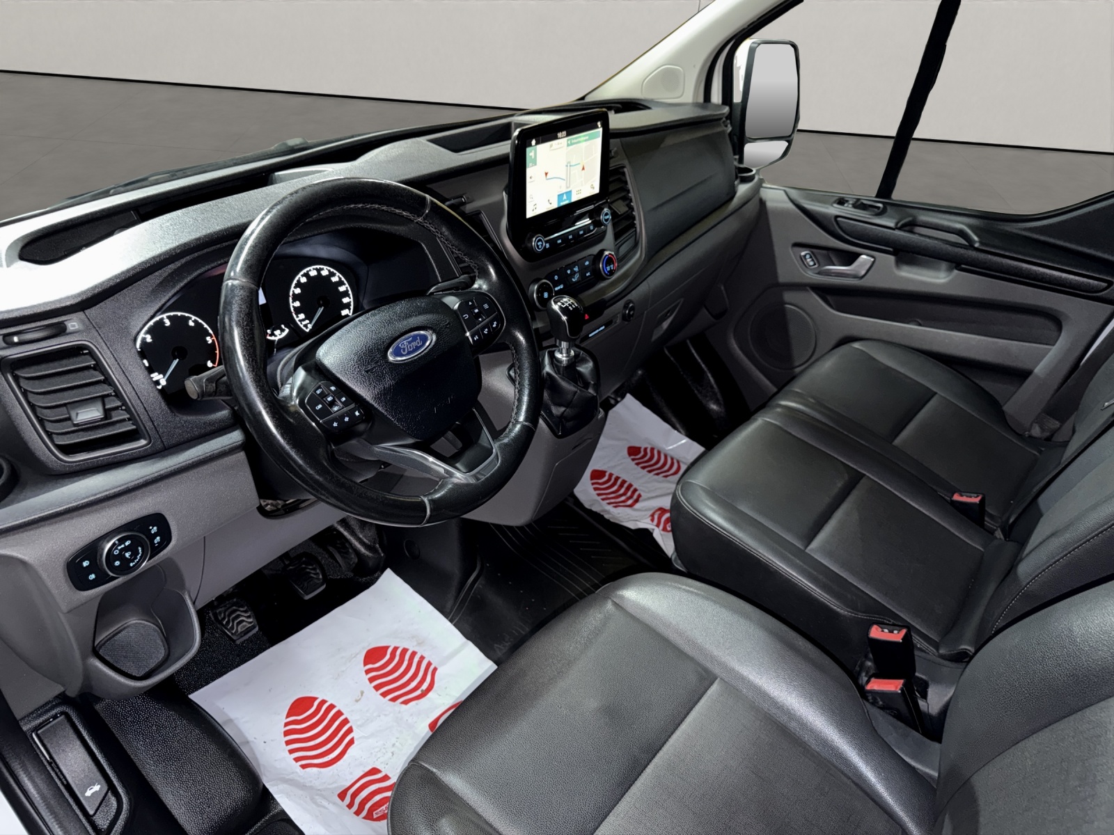 FORD Transit Custom 320 L1H1 Ambiente-image-9