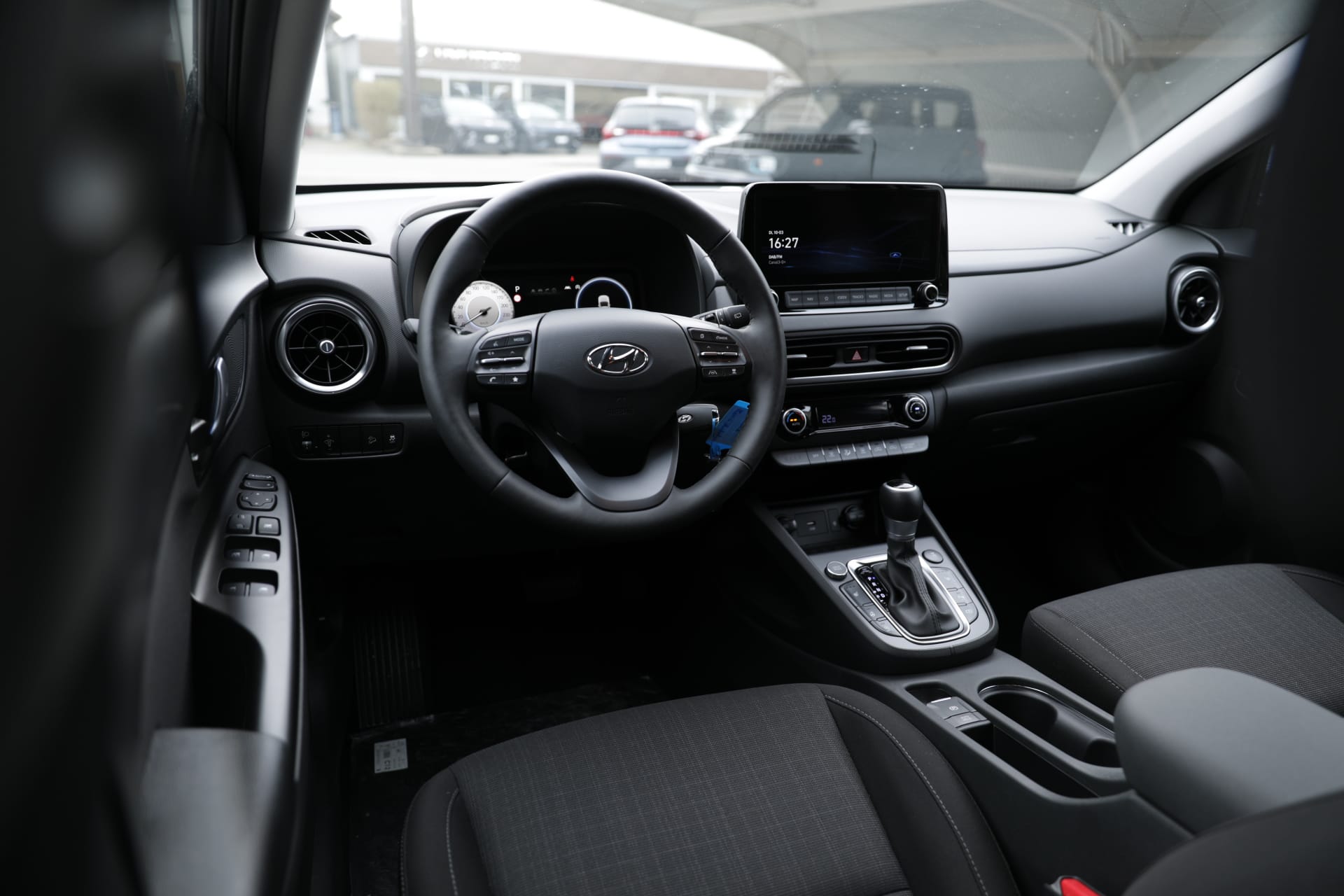HYUNDAI Kona 1.6 T-GDi Amplia 4WD DCT-image-14