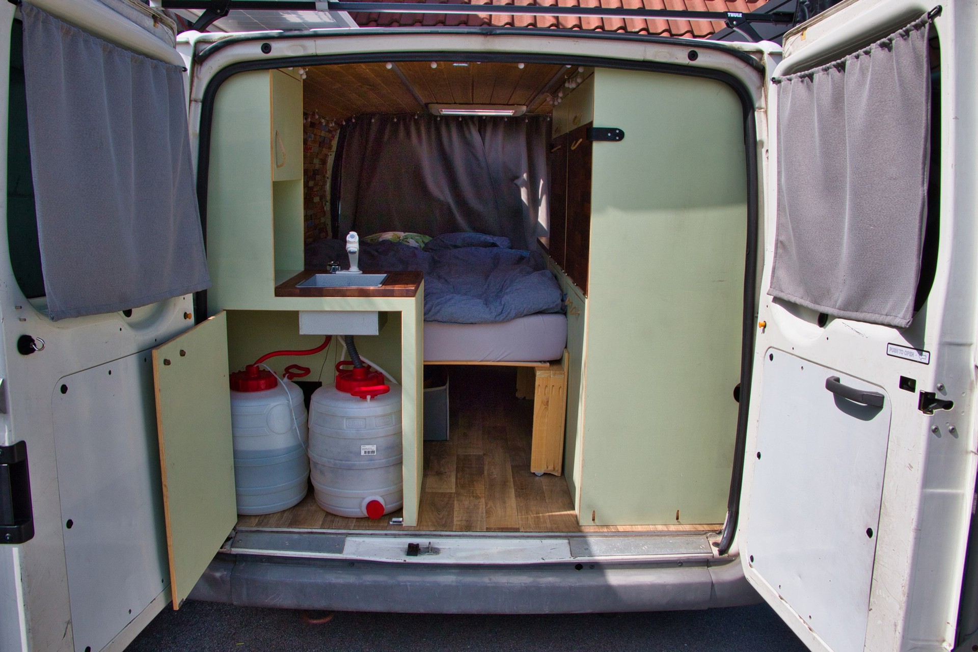 FORD Transit 280S-image-8