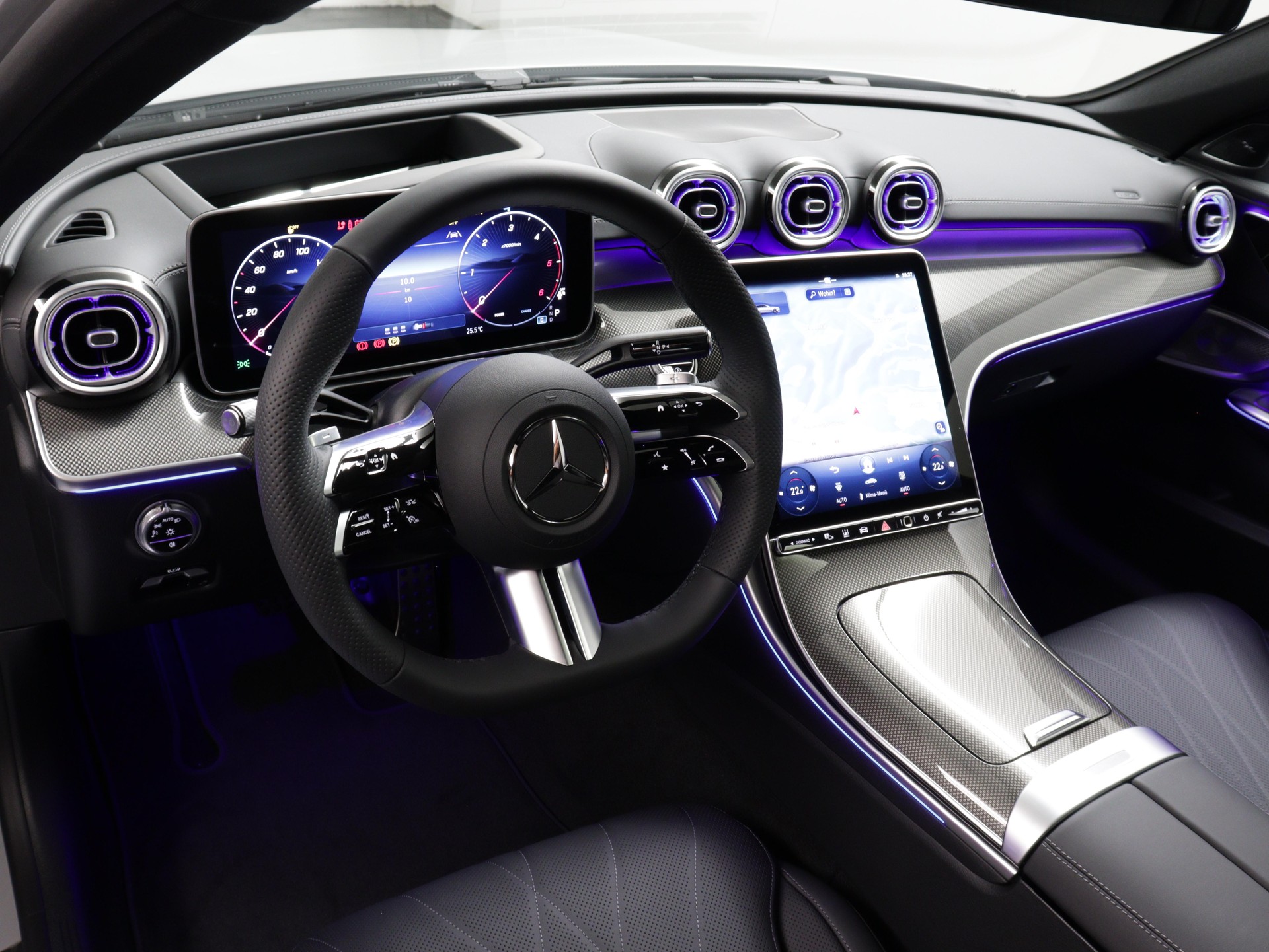 MERCEDES-BENZ C 220 d Swiss Star AMG Line 4matic Kombi-image-7