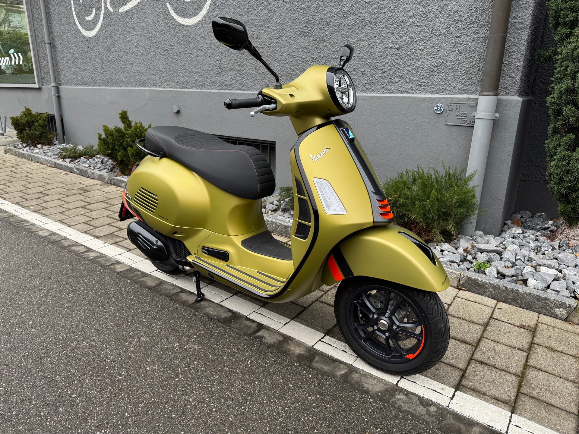 PIAGGIO Vespa GTS 125 Super Sport RST Euro 5+-image-14