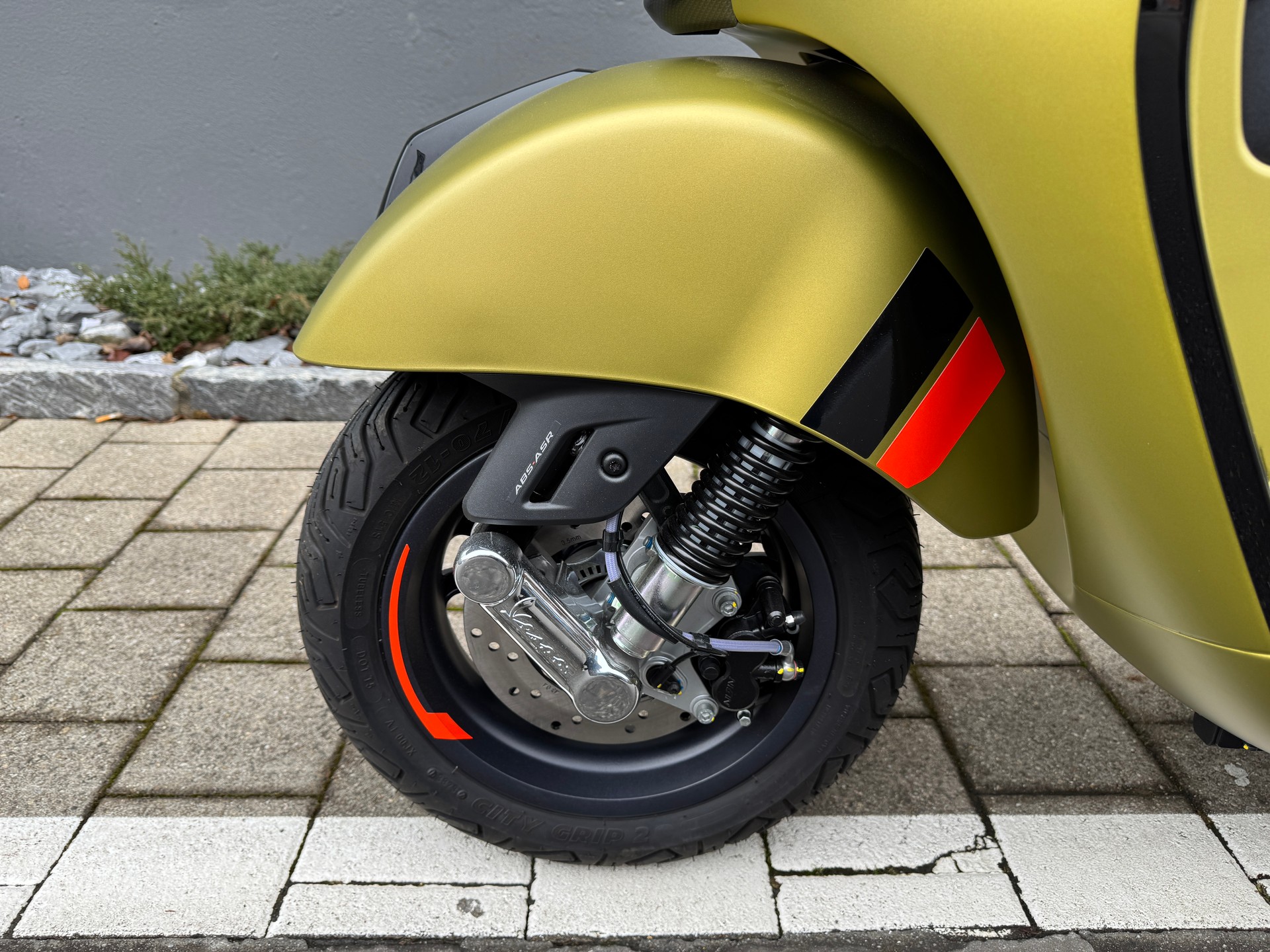 PIAGGIO Vespa GTS 125 Super Sport RST Euro 5+-image-4