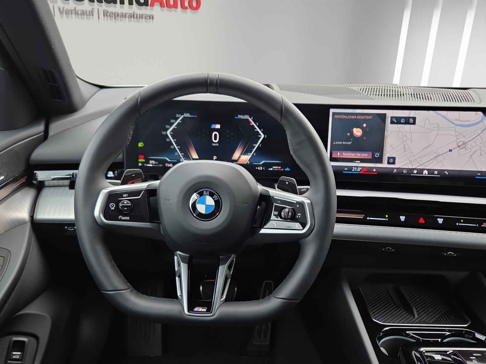 BMW 520d xDrive 48V Touring M Sport Steptronic-image-7