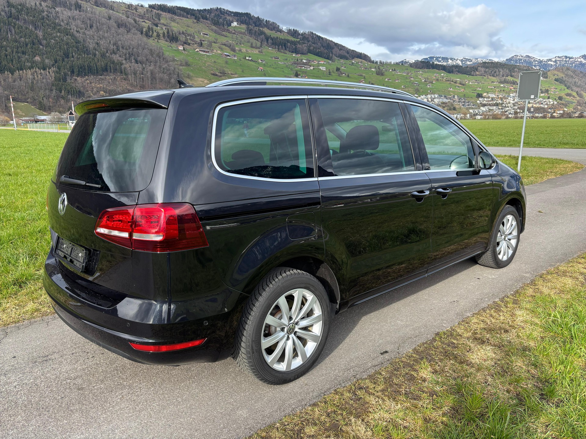 VW Sharan 1.4 TSI BlMT Highline DSG-image-8