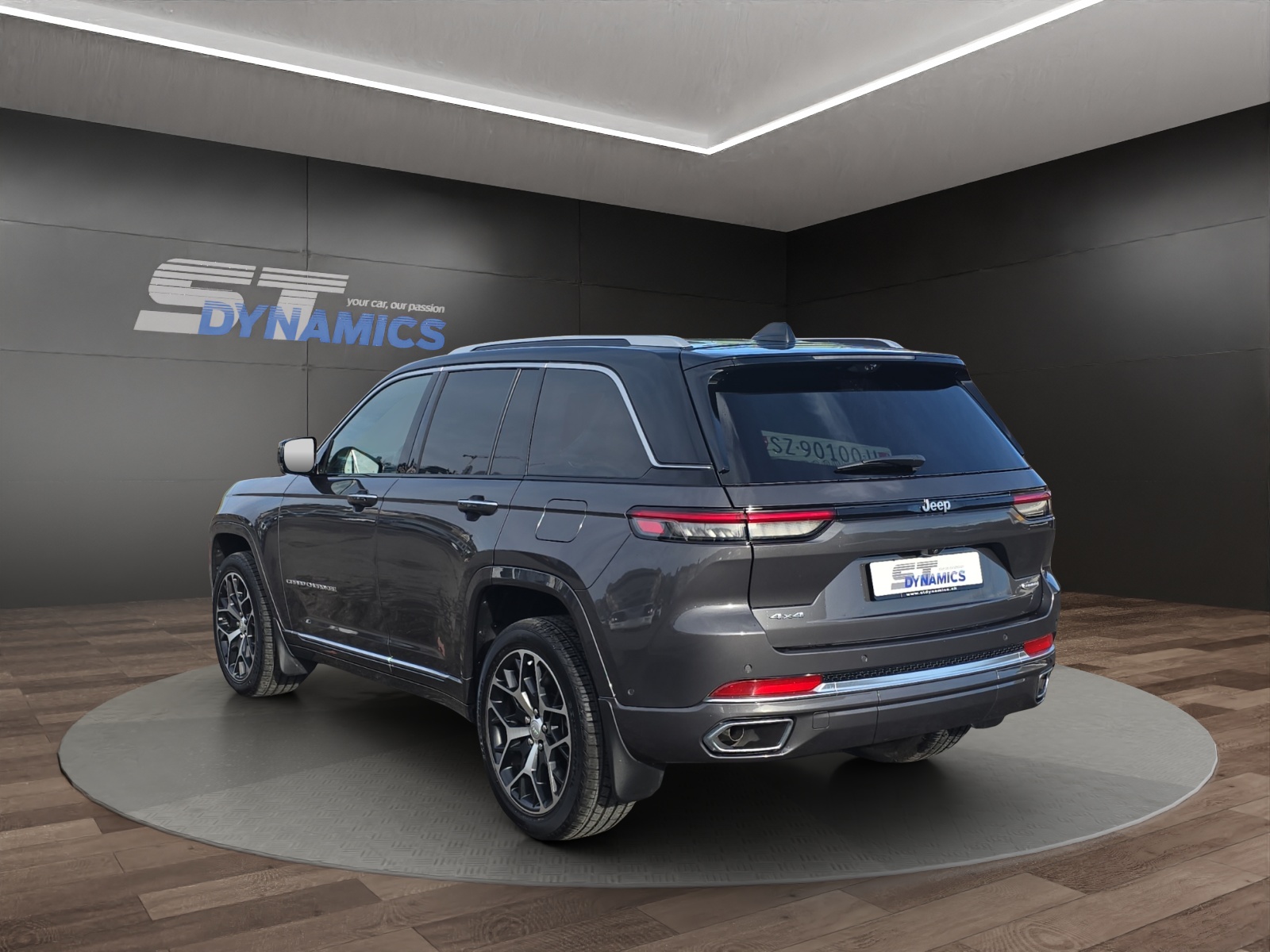 JEEP Grand Cherokee 5.7 V8 Summit Reserve-showroom-element-3