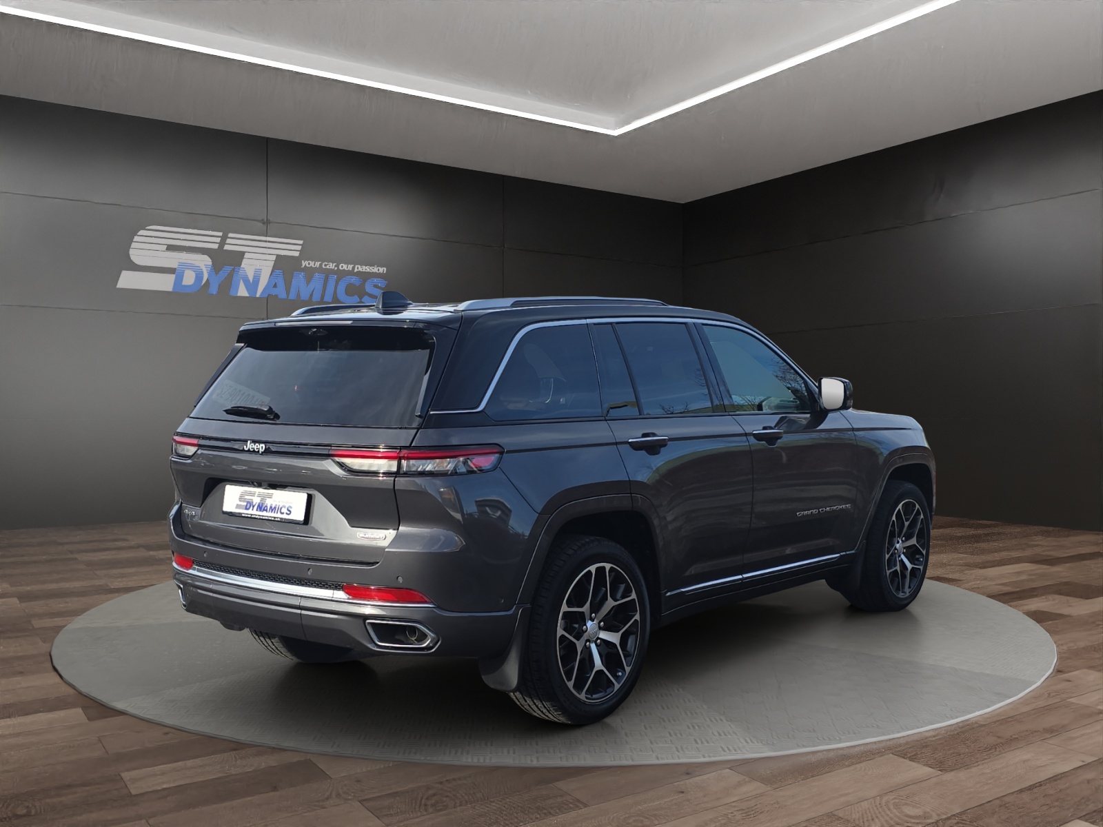 JEEP Grand Cherokee 5.7 V8 Summit Reserve-image-5