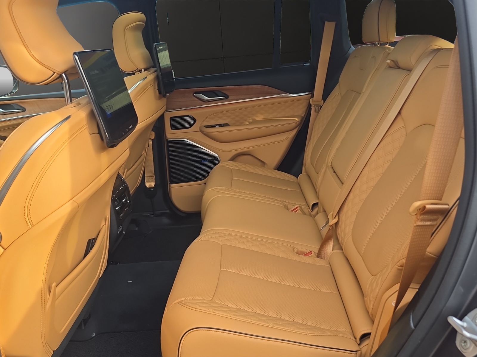 JEEP Grand Cherokee 5.7 V8 Summit Reserve-image-15